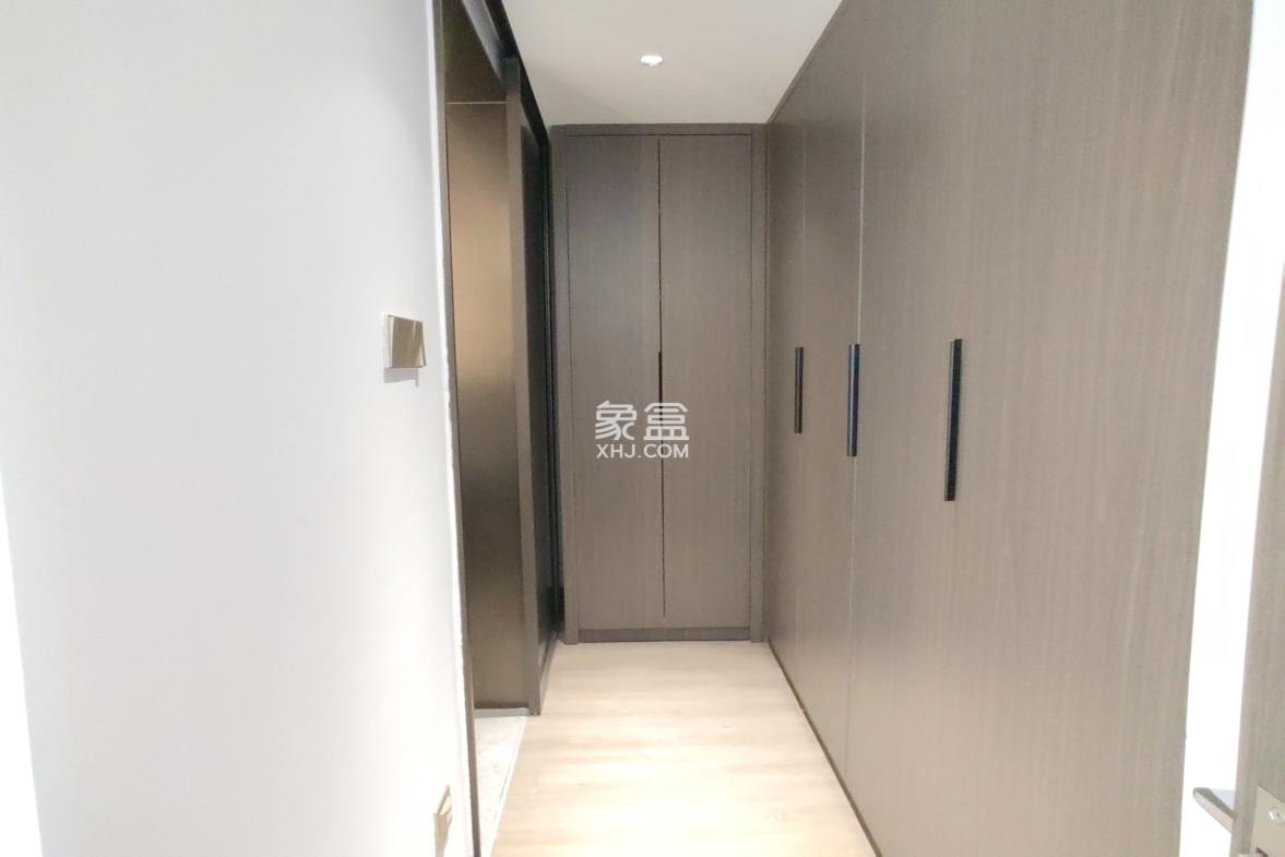 招商雍华府  4室2厅2卫    330.0万 招商雍华府  4室2厅2卫    330.0万室内图