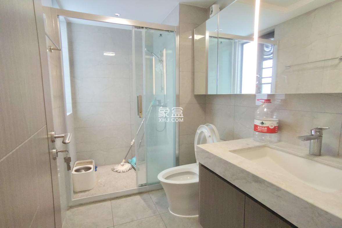 招商雍华府  4室2厅2卫    330.0万 招商雍华府  4室2厅2卫    330.0万室内图