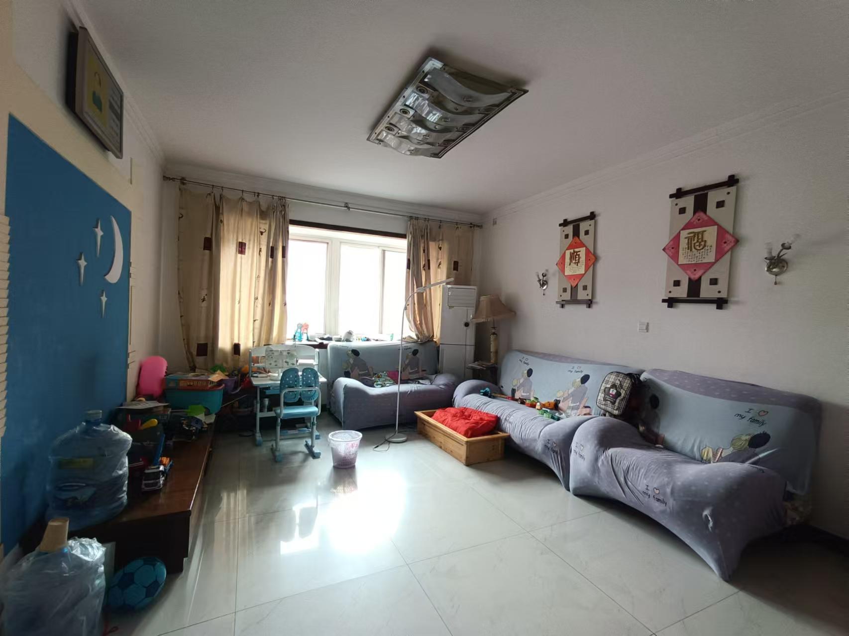 开元三村 3室2厅2卫 45.8万 开元三村 3室2厅2卫 45.8万室内图