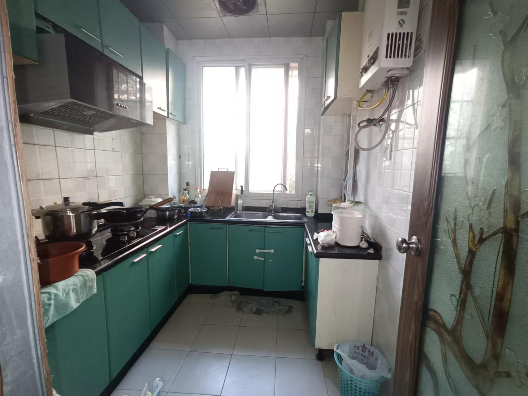 开元三村 3室2厅2卫 45.8万 开元三村 3室2厅2卫 45.8万室内图