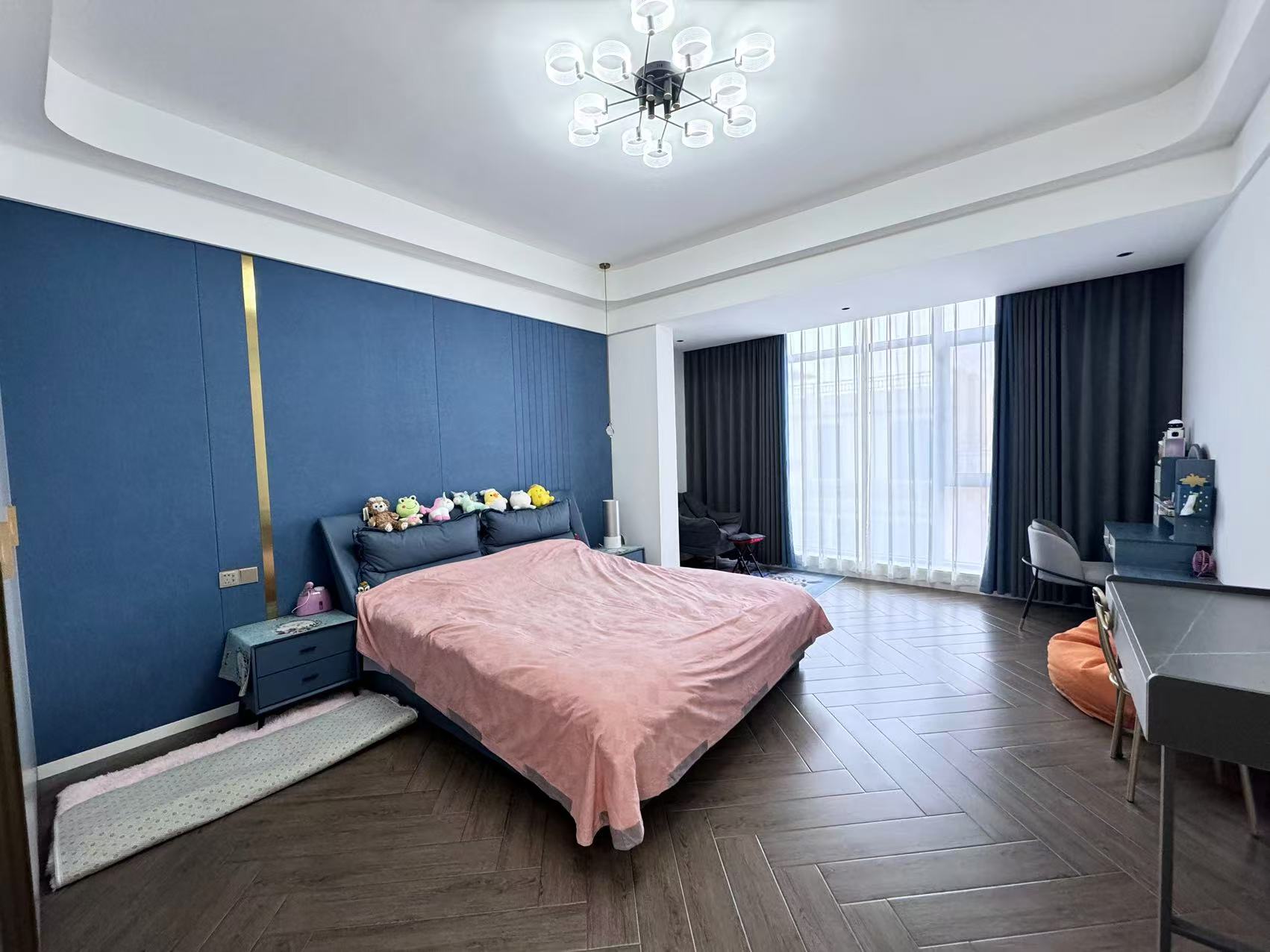 翡翠公园(北大资源)  4室3厅3卫    230.0万 翡翠公园(北大资源)  4室3厅3卫    230.0万室内图