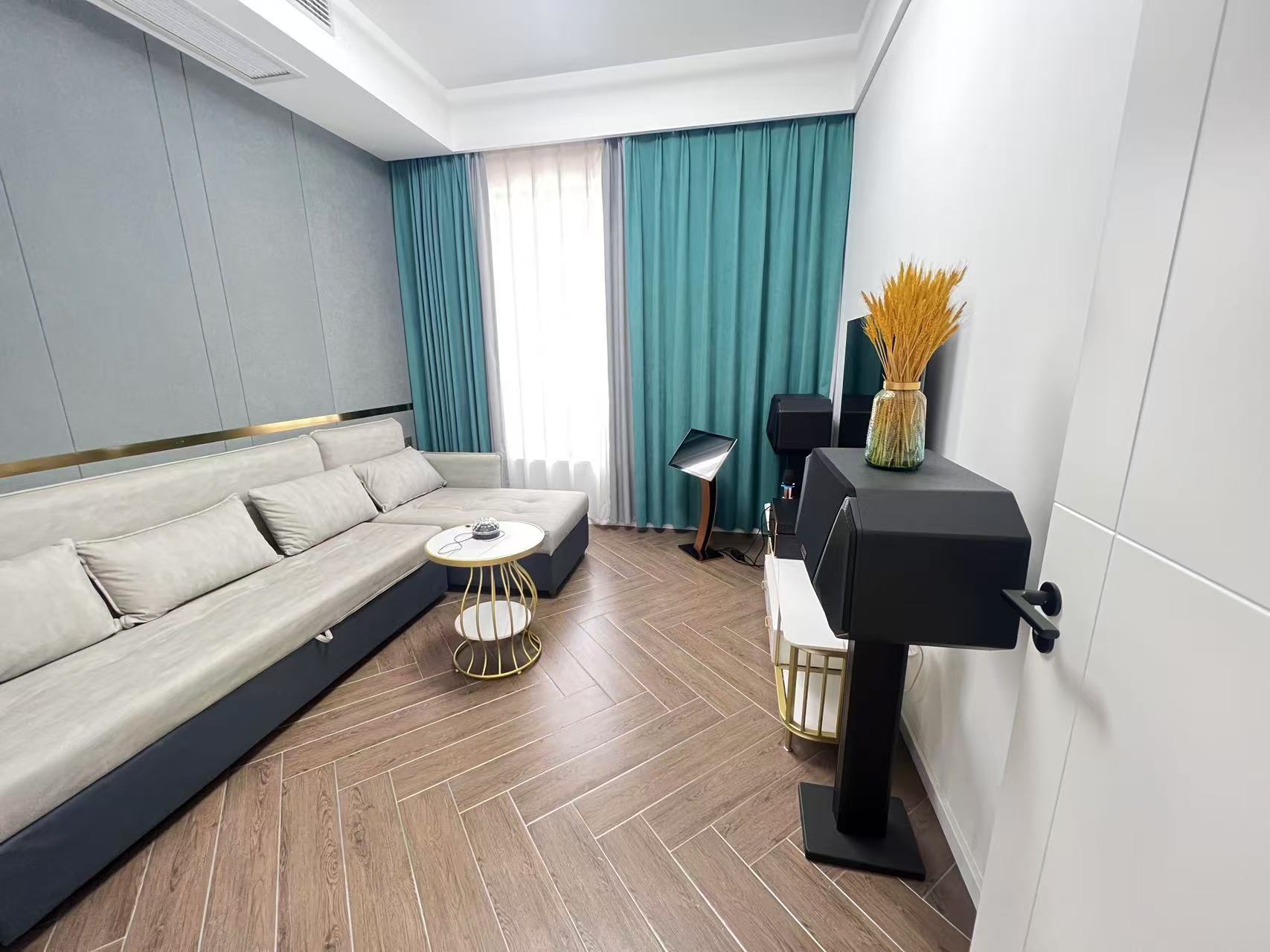 翡翠公园(北大资源)  4室3厅3卫    230.0万 翡翠公园(北大资源)  4室3厅3卫    230.0万室内图