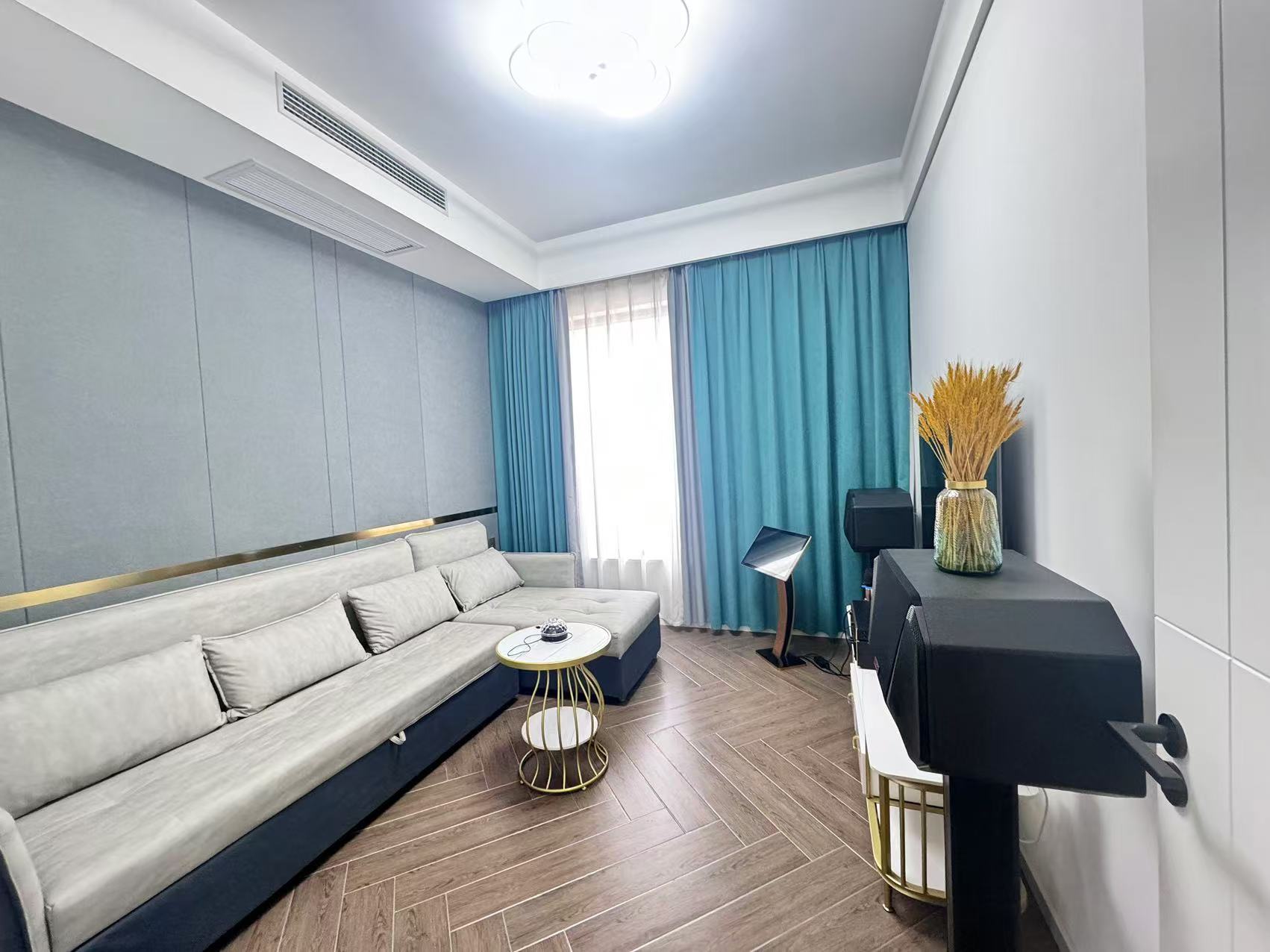 翡翠公园(北大资源)  4室3厅3卫    230.0万 翡翠公园(北大资源)  4室3厅3卫    230.0万室内图