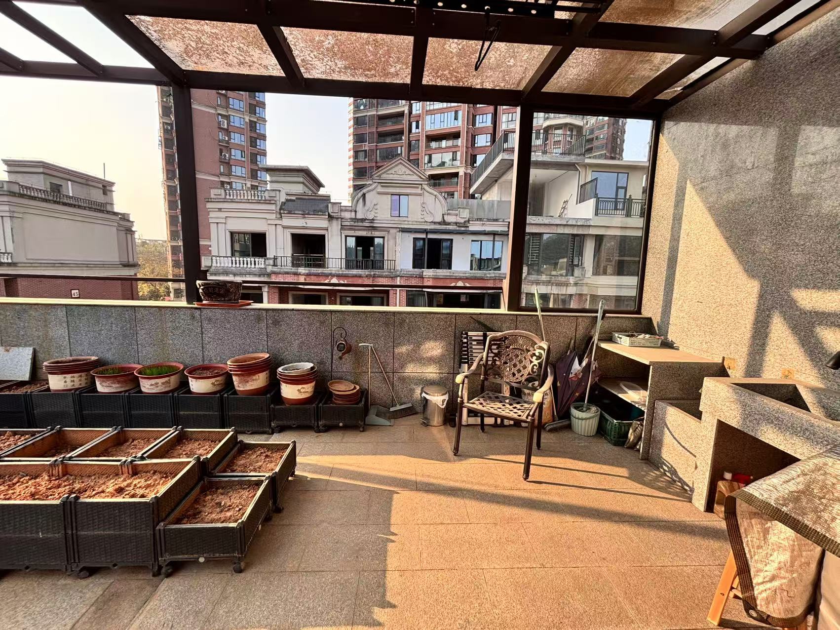 翡翠公园(北大资源)  4室3厅3卫    230.0万 翡翠公园(北大资源)  4室3厅3卫    230.0万室内图