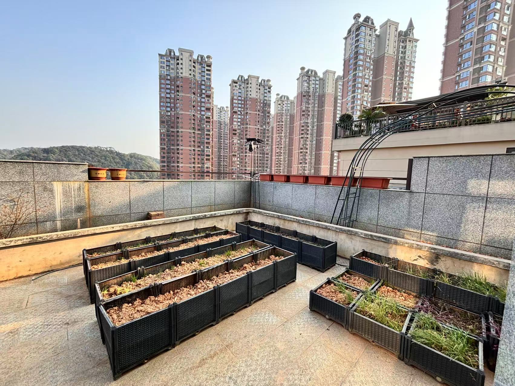 翡翠公园(北大资源)  4室3厅3卫    230.0万 翡翠公园(北大资源)  4室3厅3卫    230.0万室内图