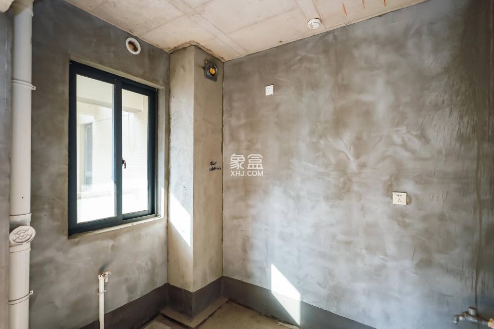 長房云時代  4室2廳2衛(wèi)   128.00萬