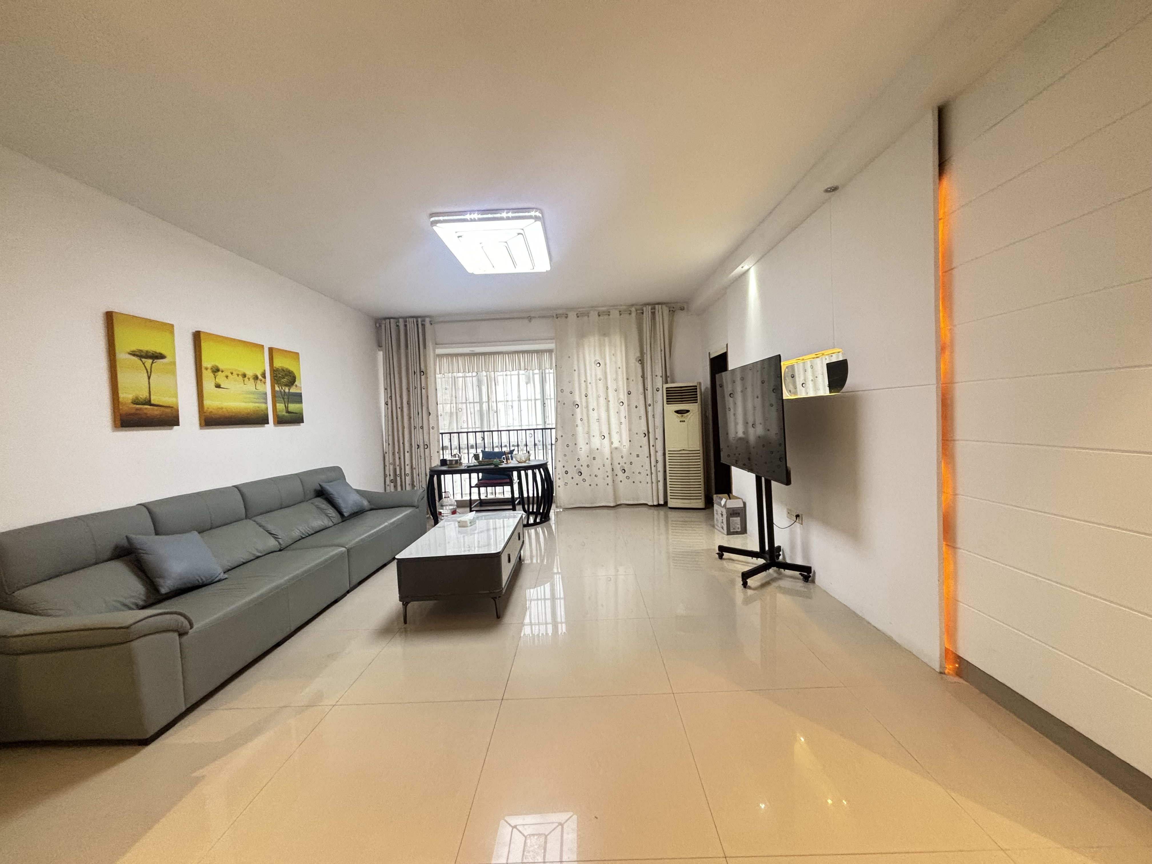 湘滨逸墅  3室2厅2卫    43.0万 湘滨逸墅  3室2厅2卫    43.0万