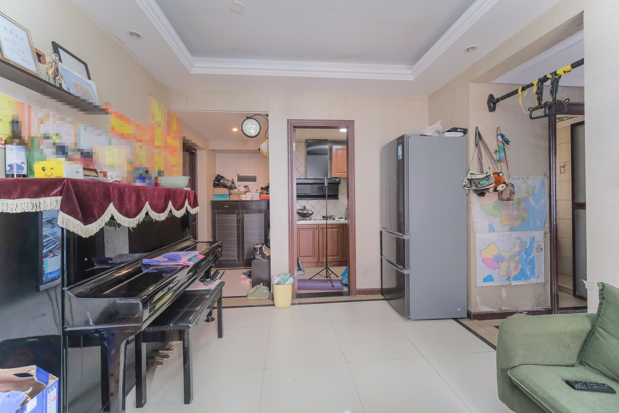 郡原居里 2室2厅1卫 56.0万 郡原居里 2室2厅1卫 56.0万客厅