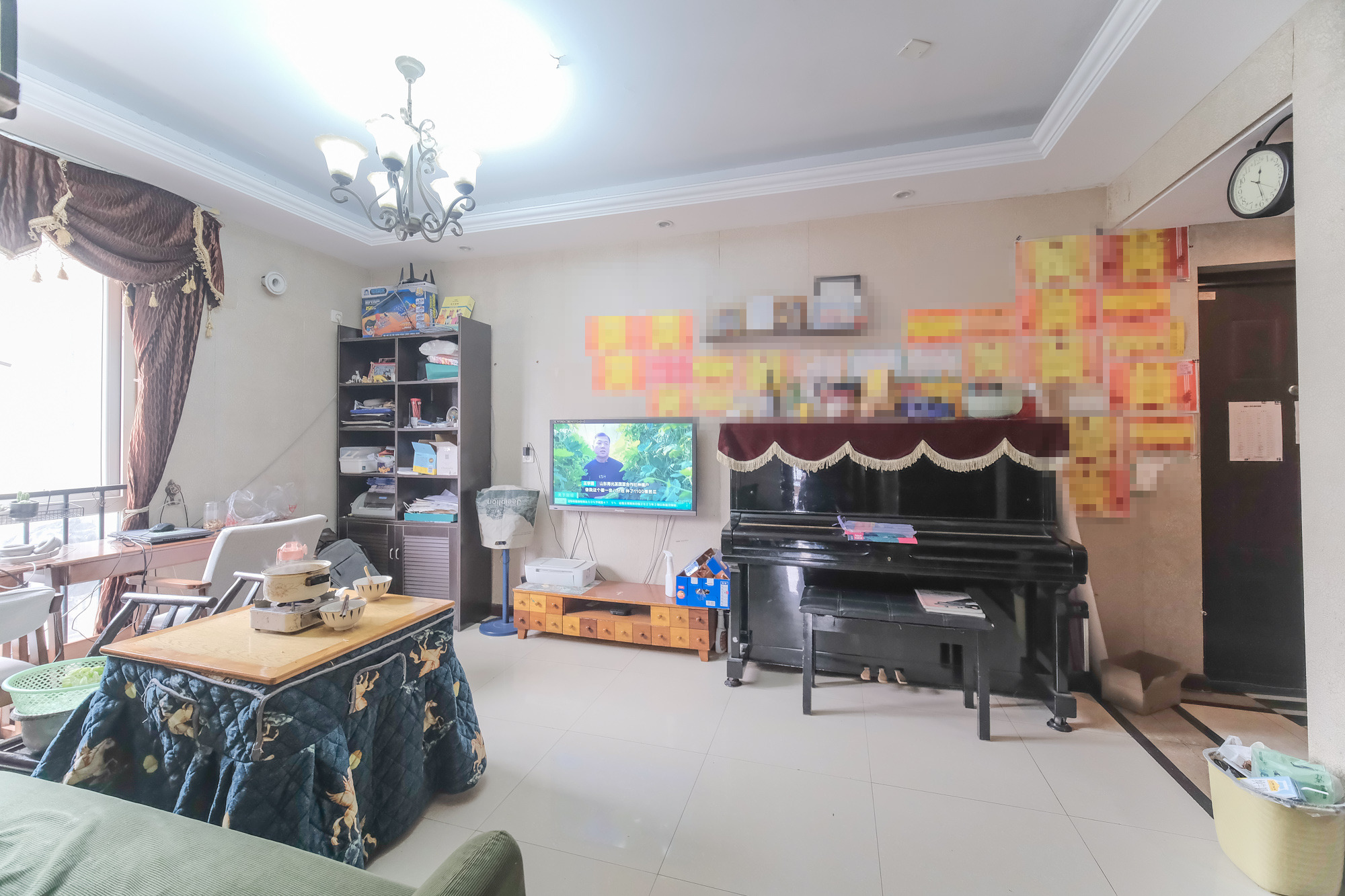 郡原居里 2室2厅1卫 56.0万 郡原居里 2室2厅1卫 56.0万客厅