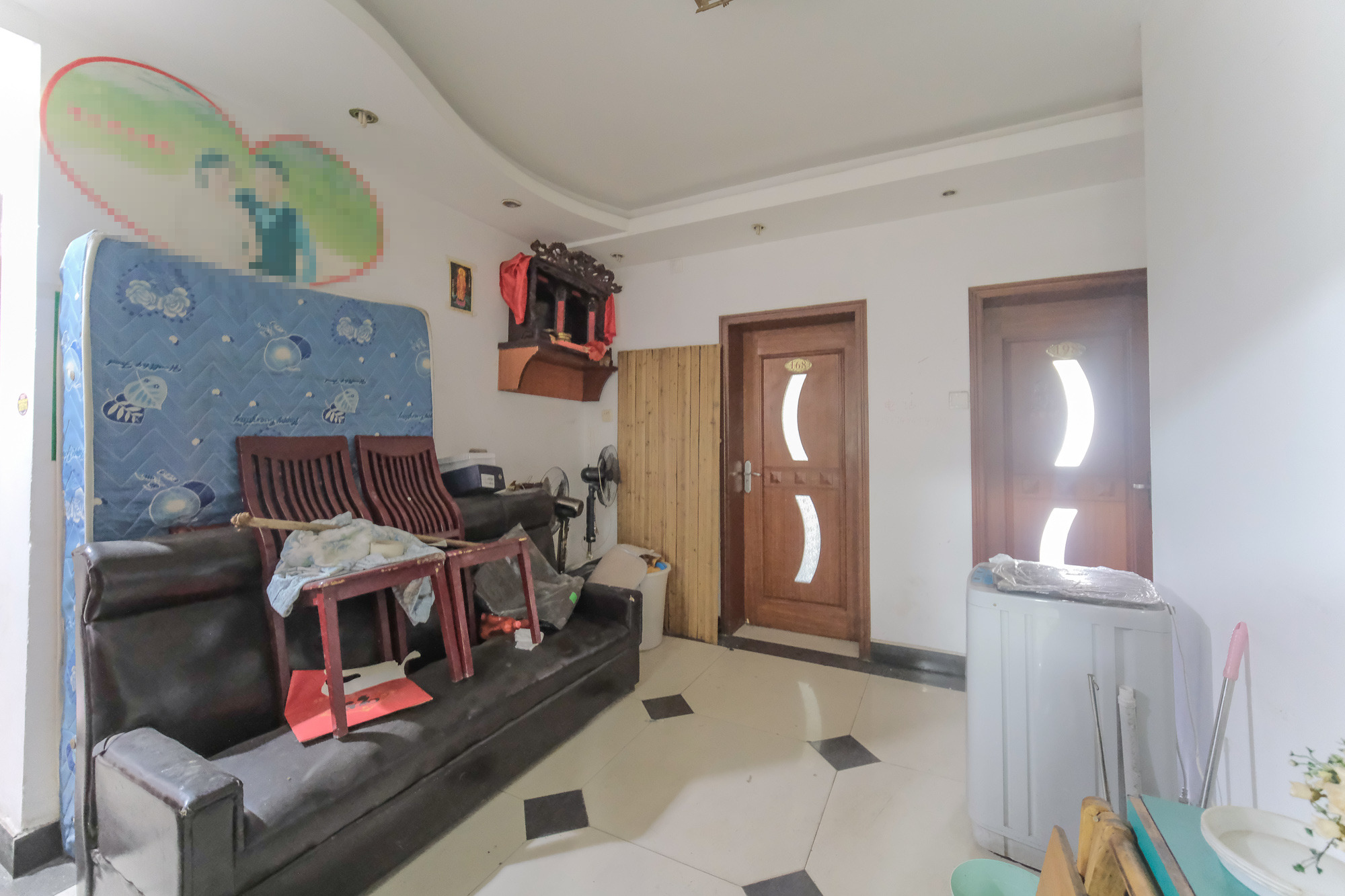 中南汽车世界  3室2厅1卫    33.8万 中南汽车世界  3室2厅1卫    33.8万