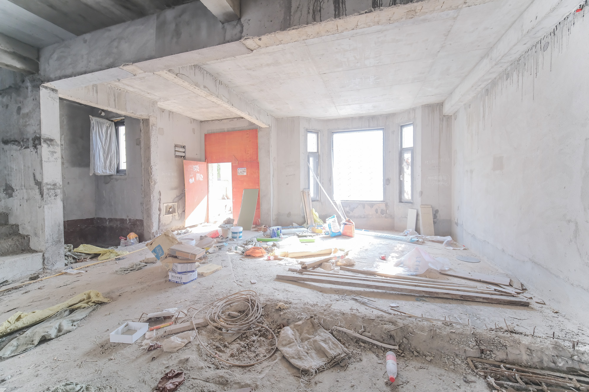 保利香槟国际 5室3厅3卫 438.0万 保利香槟国际 5室3厅3卫 438.0万厨房