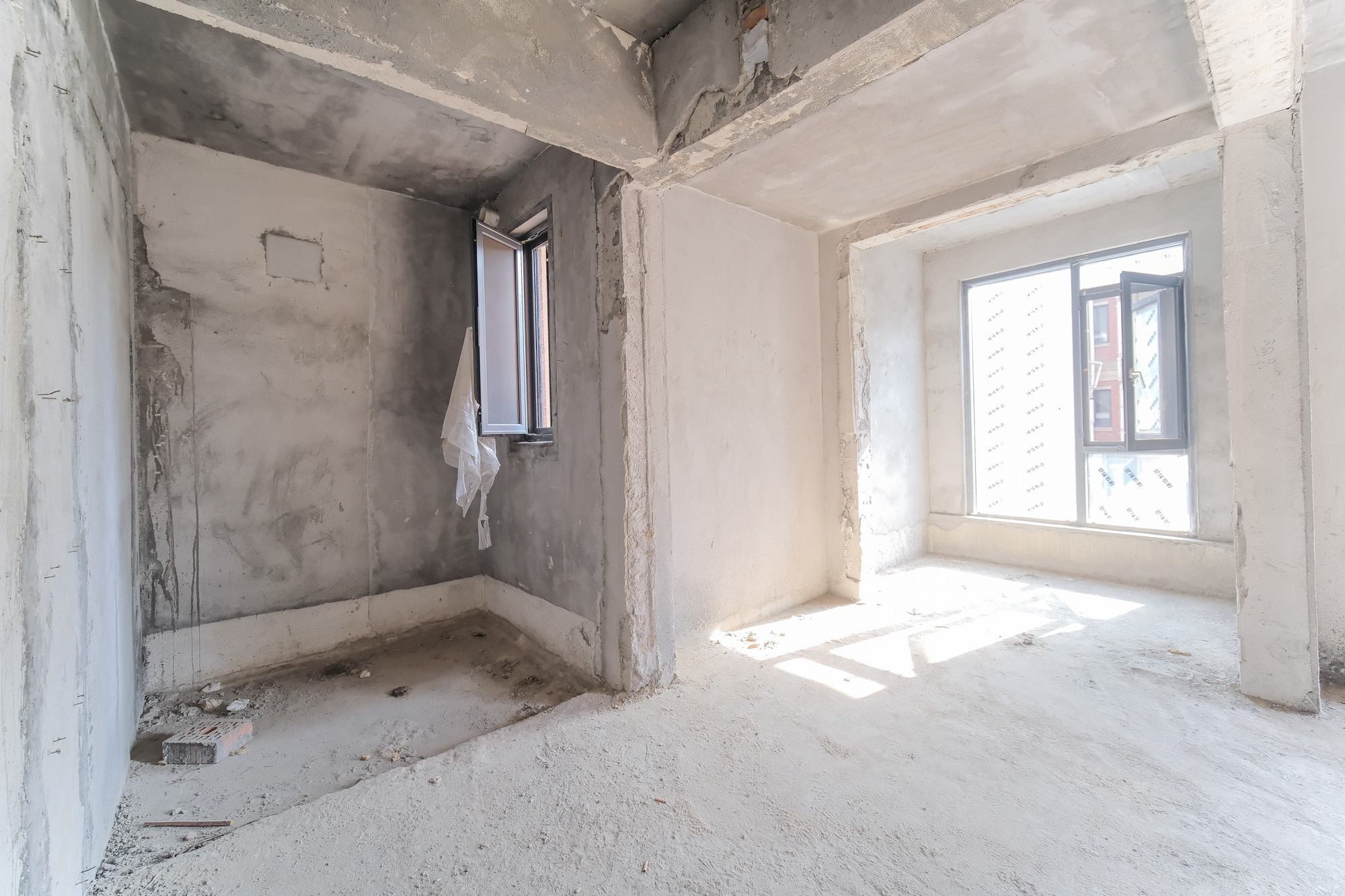 保利香槟国际 5室3厅3卫 438.0万 保利香槟国际 5室3厅3卫 438.0万卧室