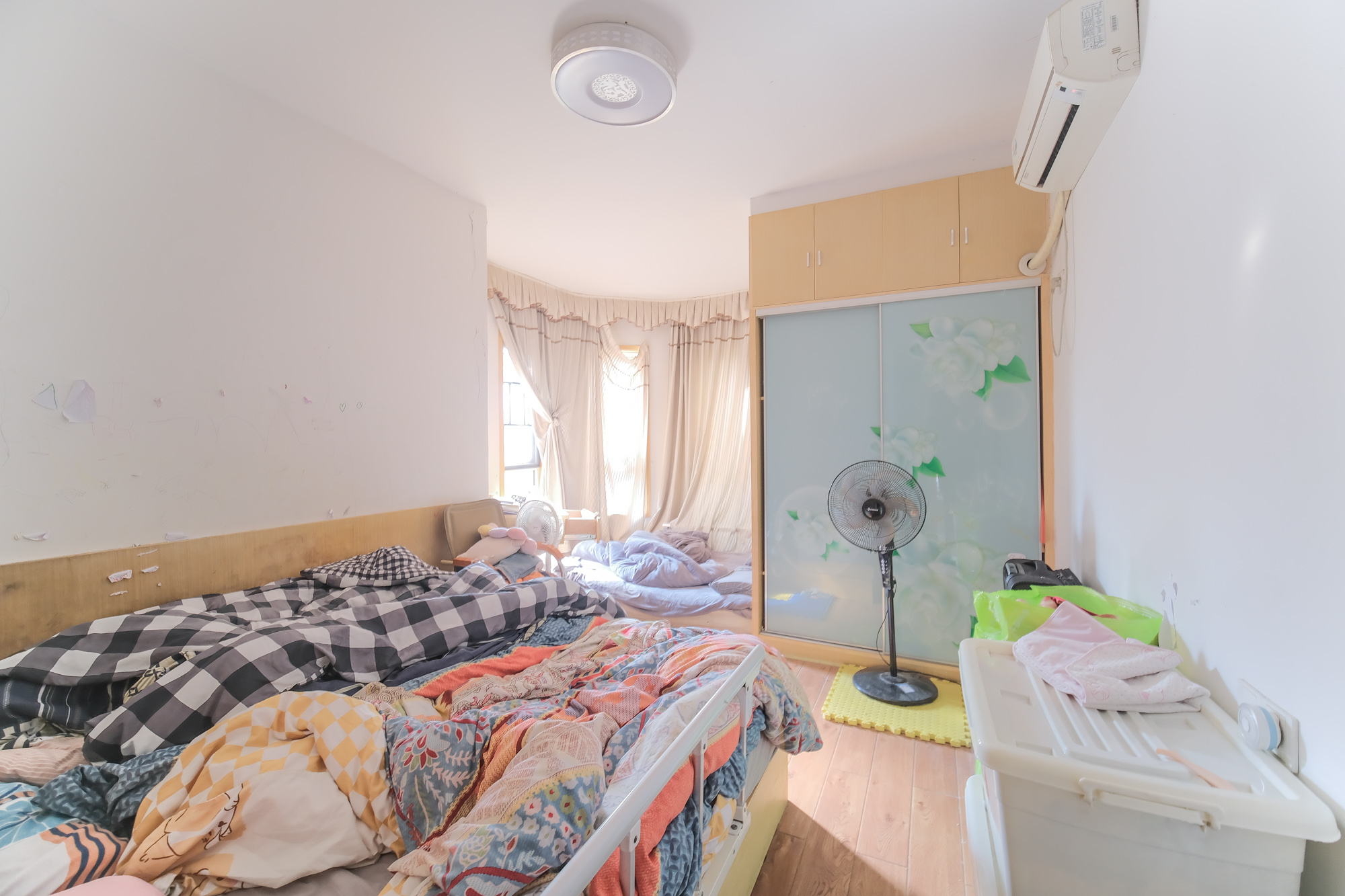 山水湾 2室2厅1卫 46.8万 山水湾 2室2厅1卫 46.8万卧室