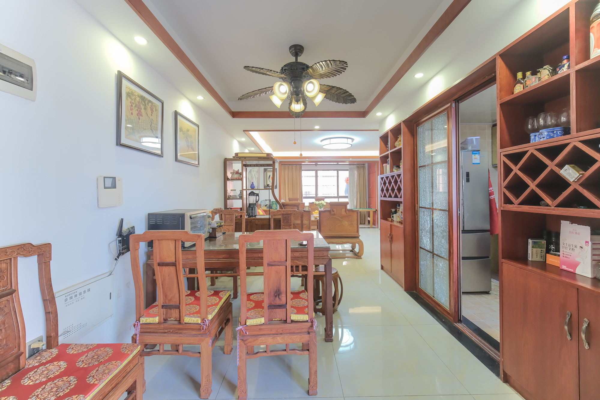 好望谷  3室2厅2卫    86.8万 好望谷  3室2厅2卫    86.8万客厅