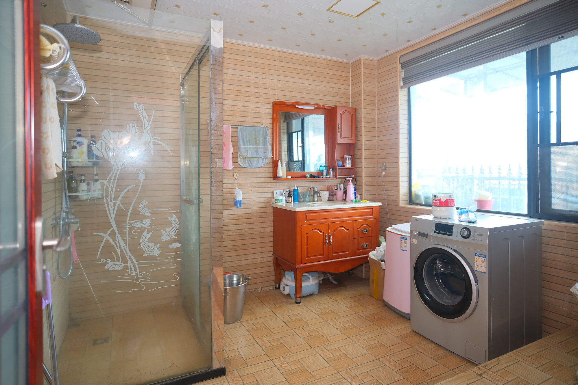 美林水郡  5室5厅2卫    248.0万 美林水郡  5室5厅2卫    248.0万卫生间