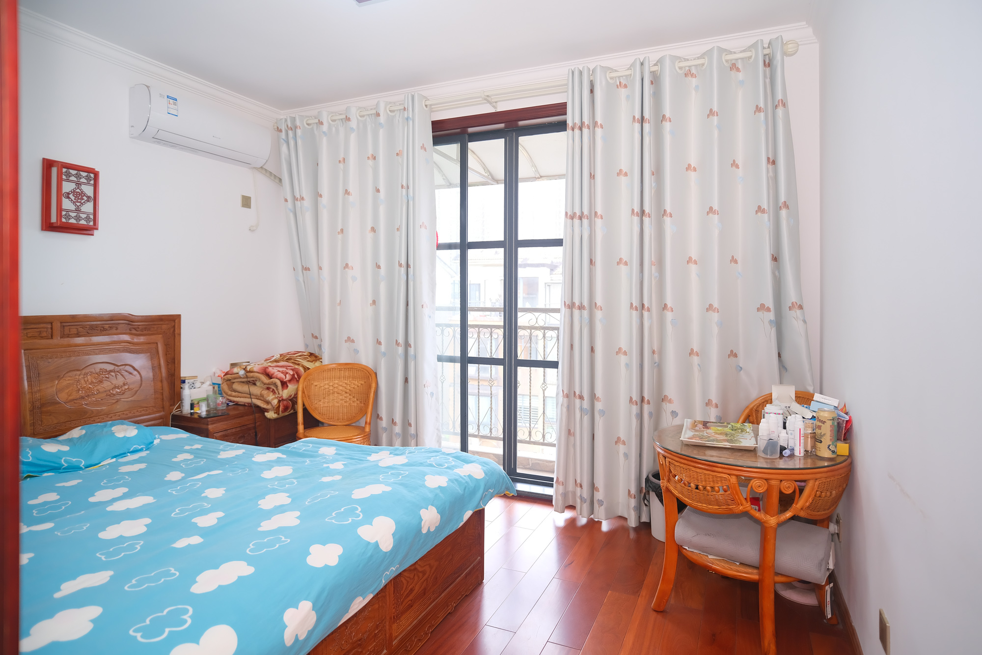 美林水郡  5室5厅2卫    248.0万 美林水郡  5室5厅2卫    248.0万卧室