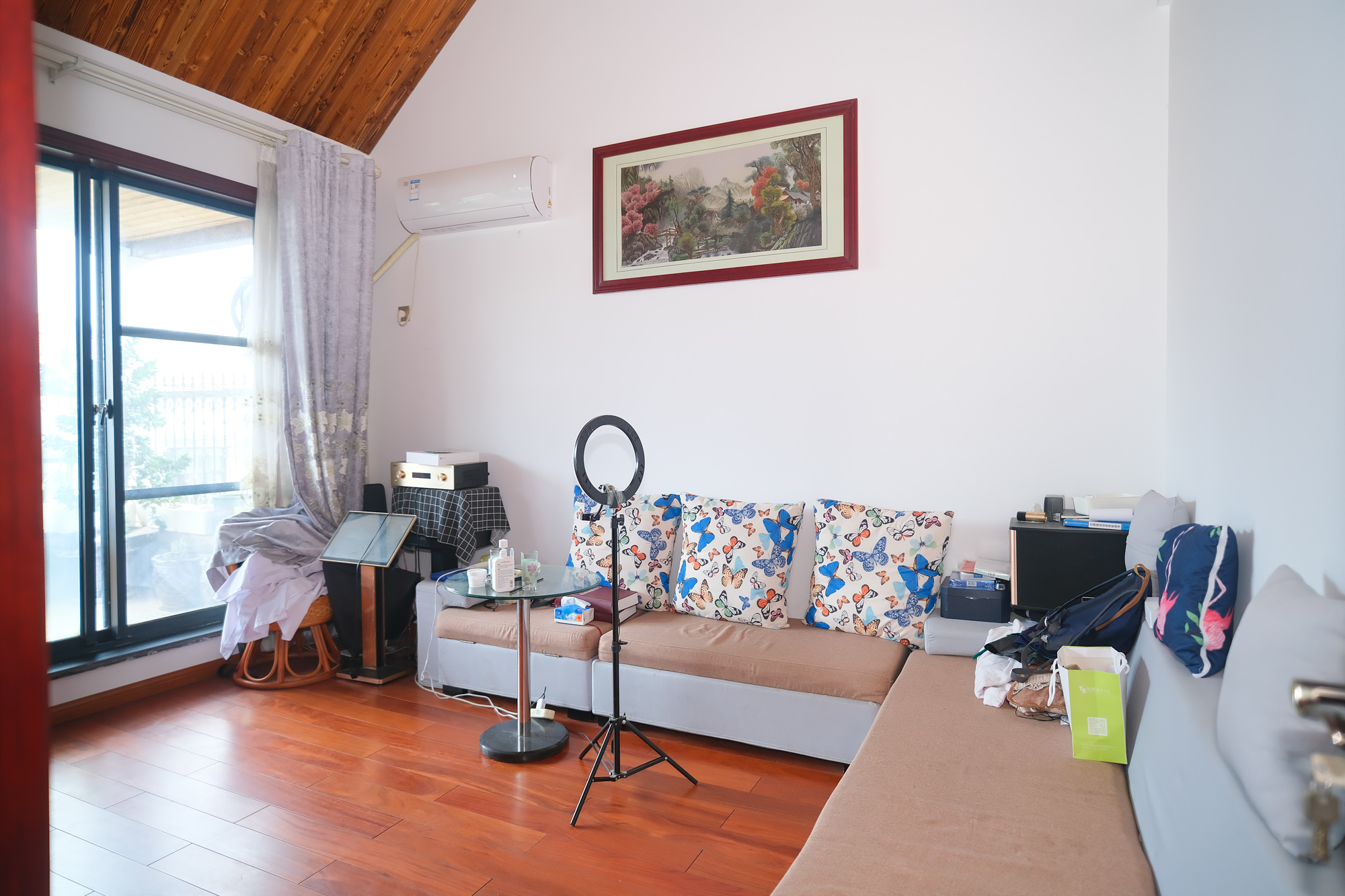 美林水郡  5室5厅2卫    248.0万 美林水郡  5室5厅2卫    248.0万卧室