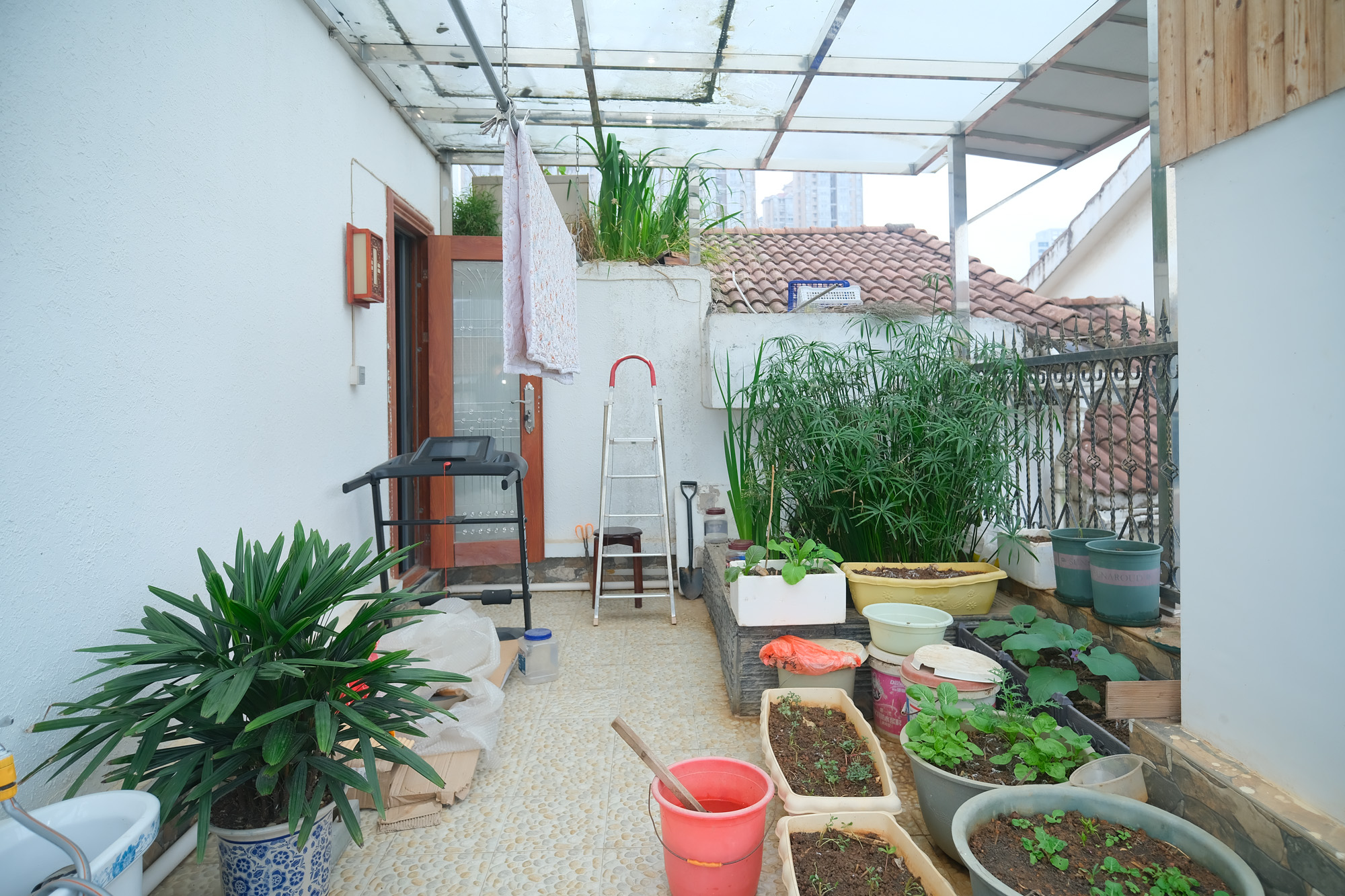 美林水郡  5室5厅2卫    248.0万 美林水郡  5室5厅2卫    248.0万阳台