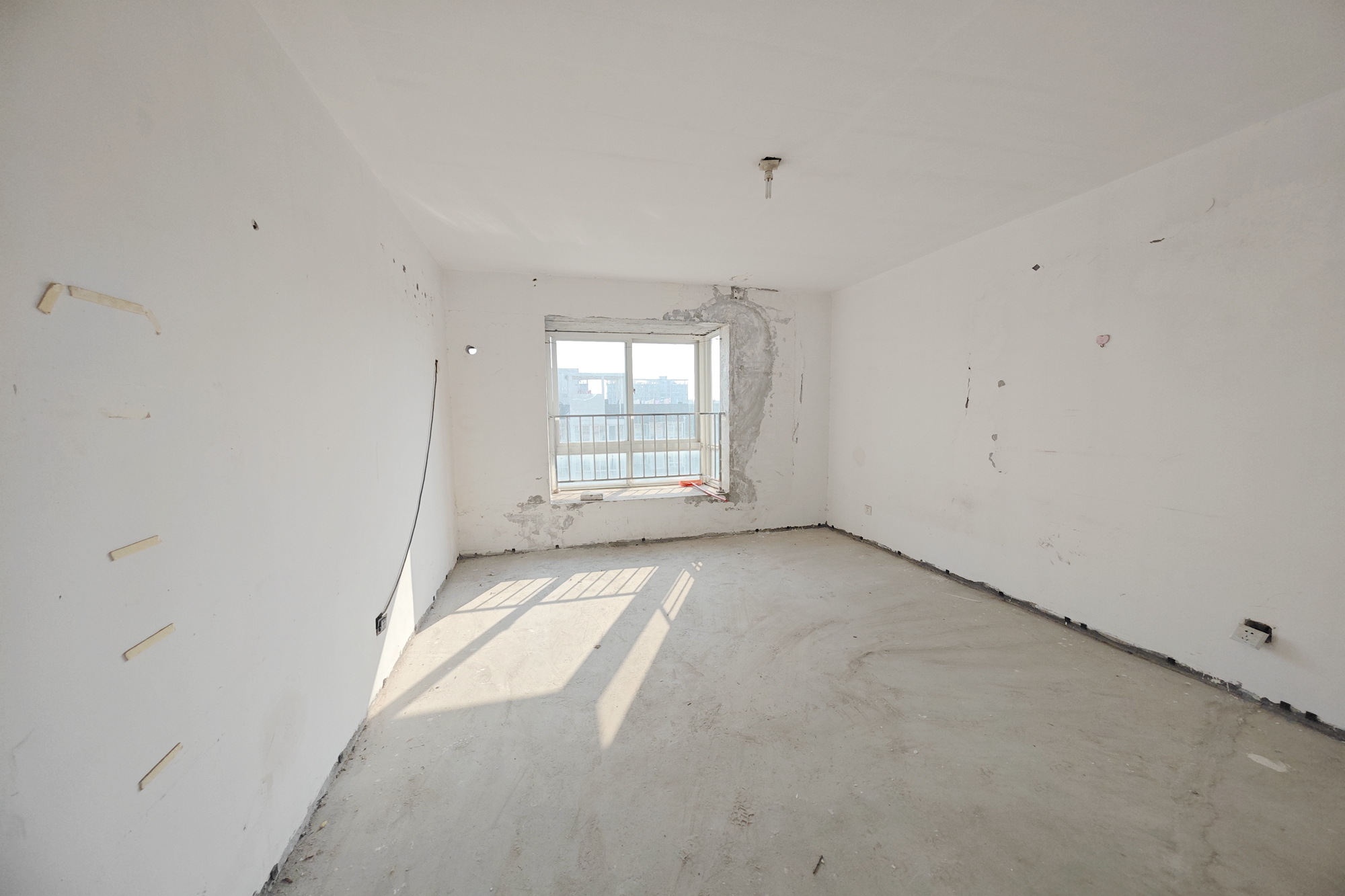 菁华源 4室2厅2卫 95.0万 菁华源 4室2厅2卫 95.0万卧室