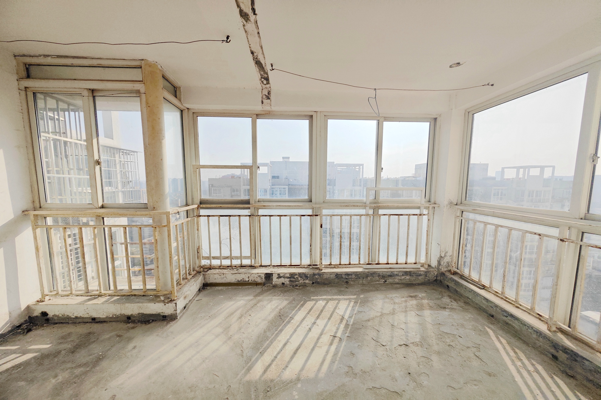 菁华源 4室2厅2卫 95.0万 菁华源 4室2厅2卫 95.0万阳台