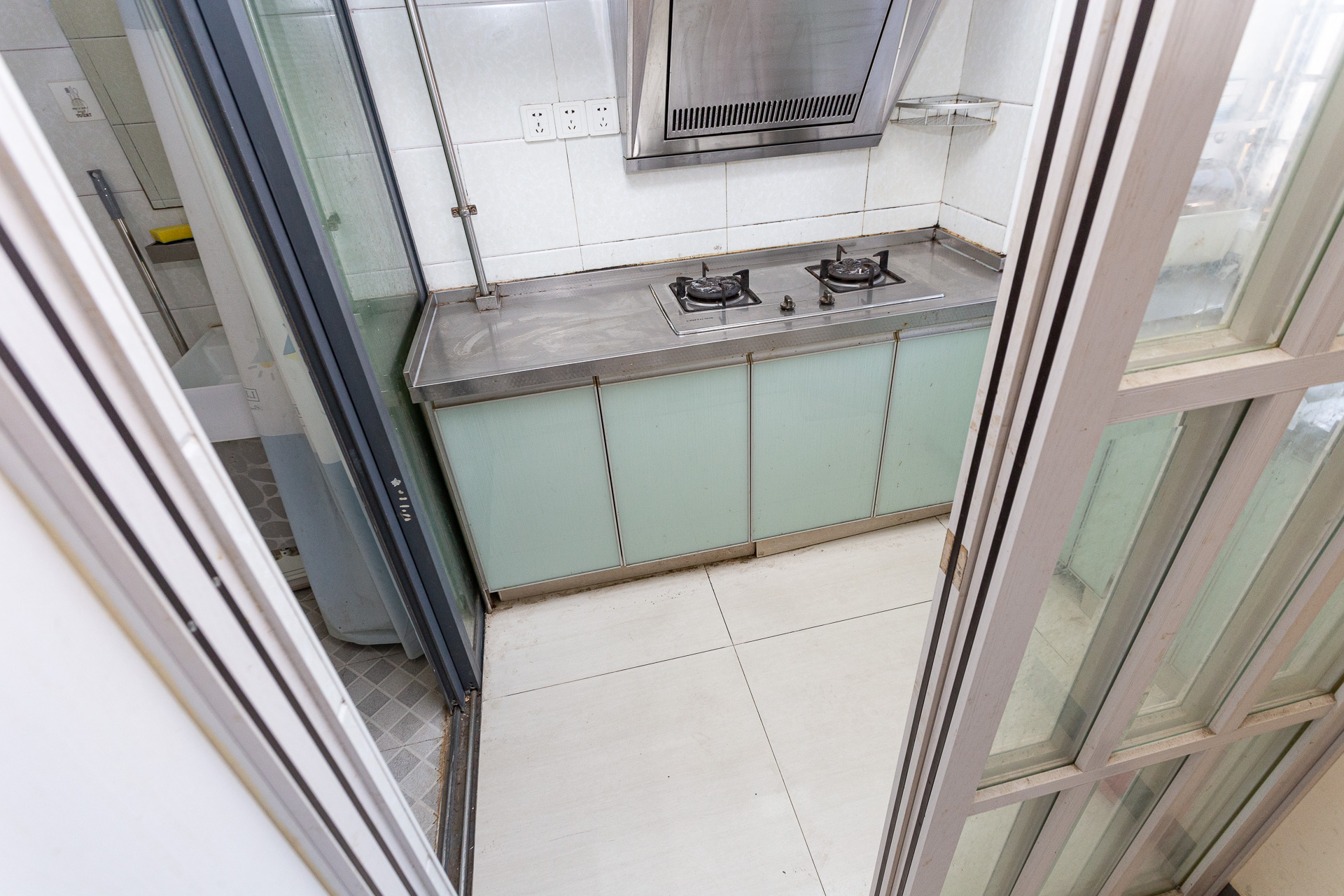 Cross尚公馆  1室1厅1卫    30.0万 Cross尚公馆  1室1厅1卫    30.0万厨房