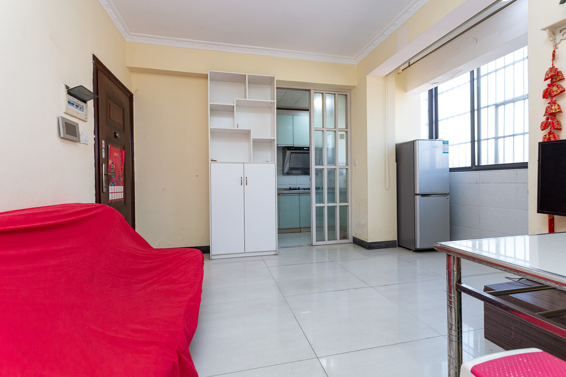 Cross尚公馆  1室1厅1卫    30.0万 Cross尚公馆  1室1厅1卫    30.0万客厅