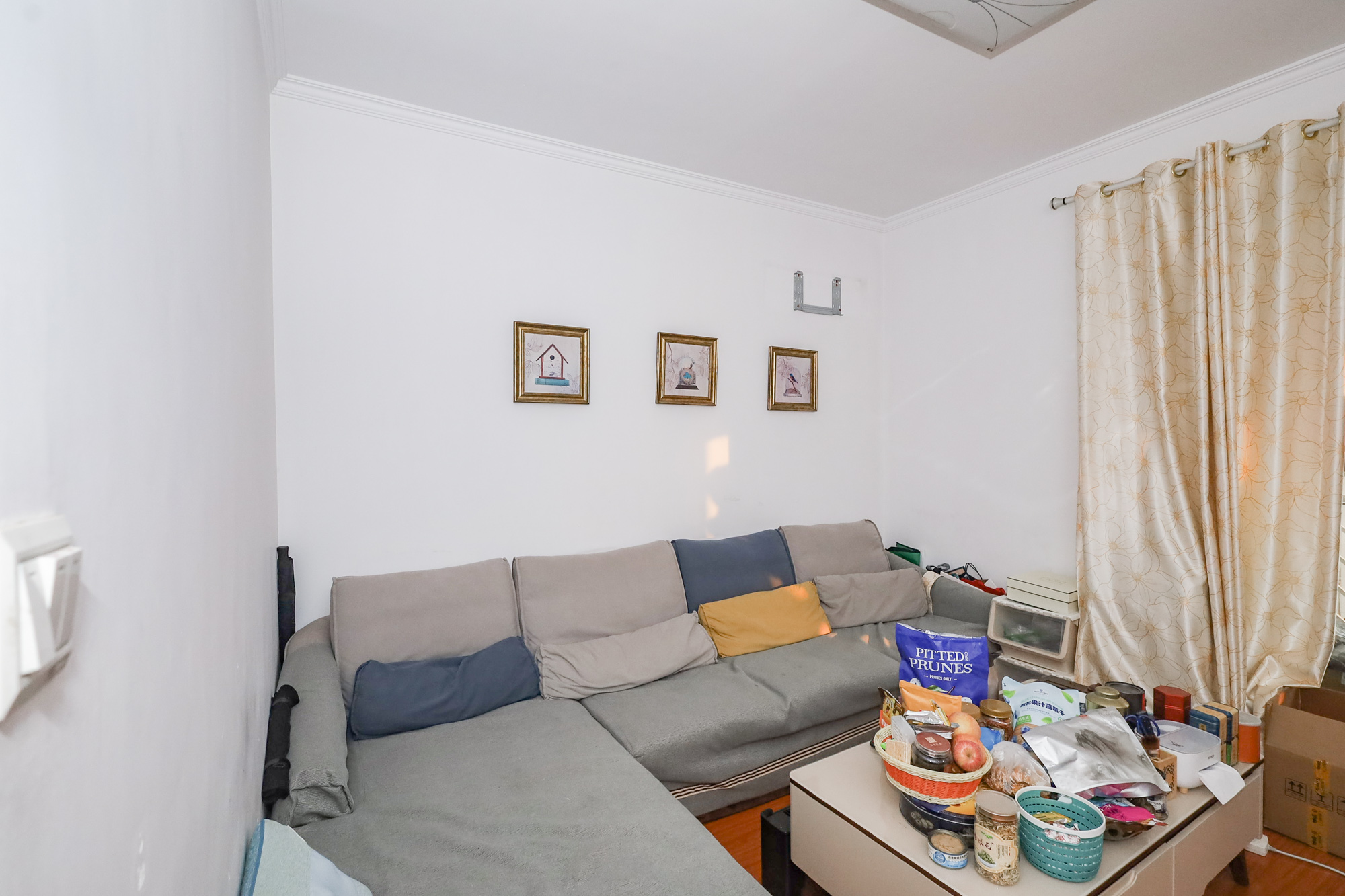 旭辉藏郡(藏郡、旭湘华府)  3室2厅1卫    202.0万 旭辉藏郡(藏郡、旭湘华府)  3室2厅1卫    202.0万客厅