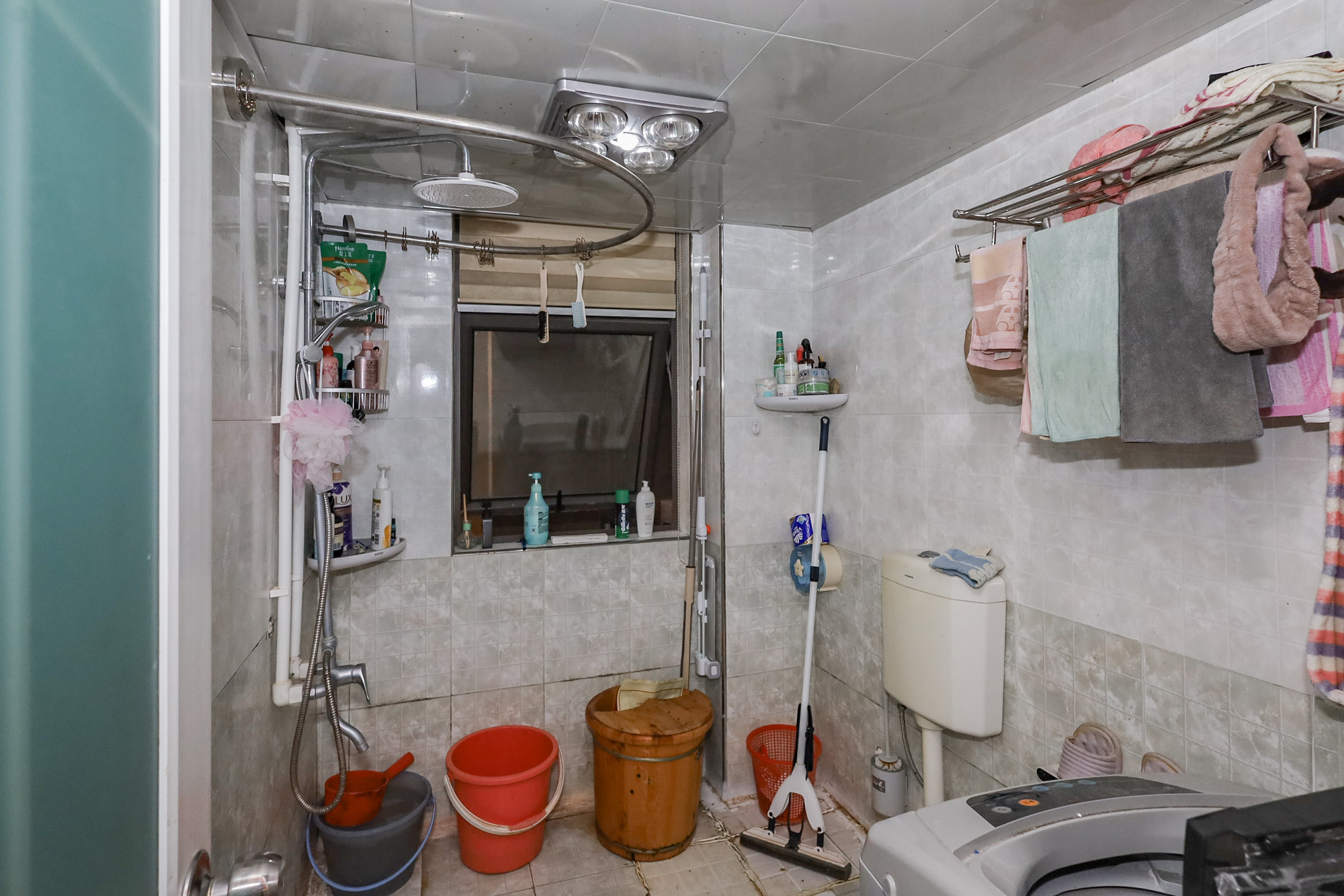 旭辉藏郡(藏郡、旭湘华府)  3室2厅1卫    202.0万 旭辉藏郡(藏郡、旭湘华府)  3室2厅1卫    202.0万卫生间