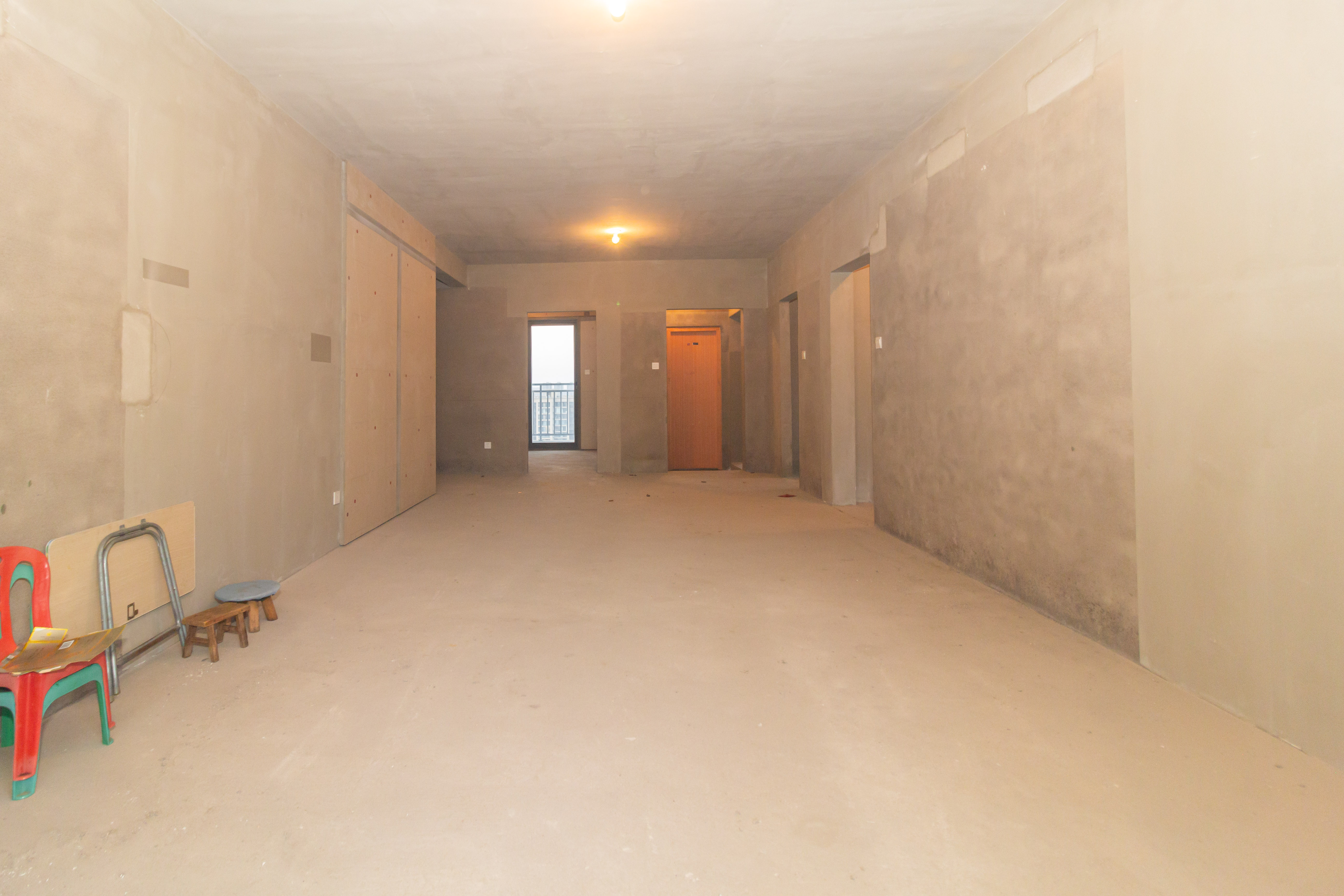 日盛湖湘花苑 1室2厅2卫 90.0万 日盛湖湘花苑 1室2厅2卫 90.0万客厅