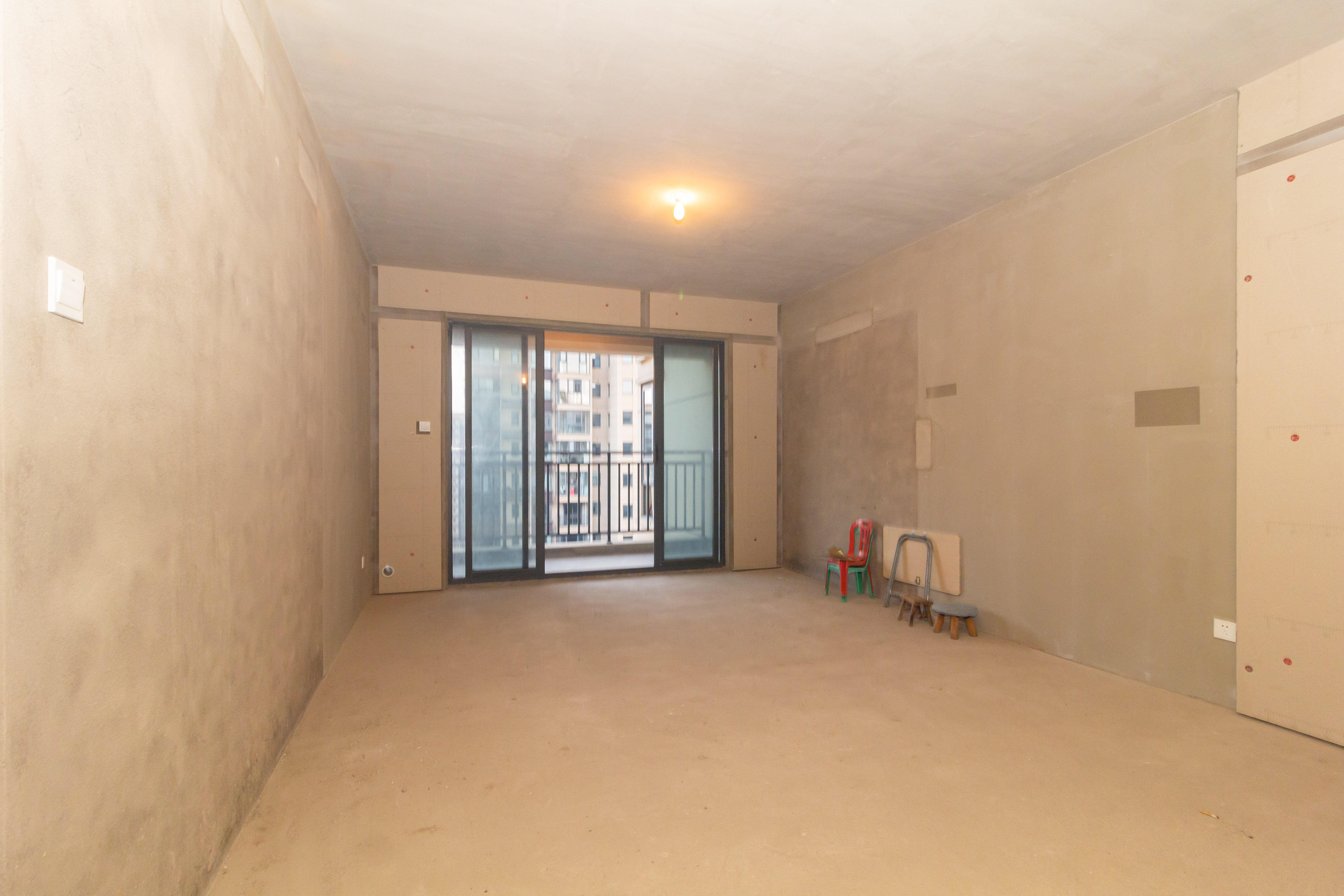 日盛湖湘花苑 1室2厅2卫 90.0万 日盛湖湘花苑 1室2厅2卫 90.0万客厅