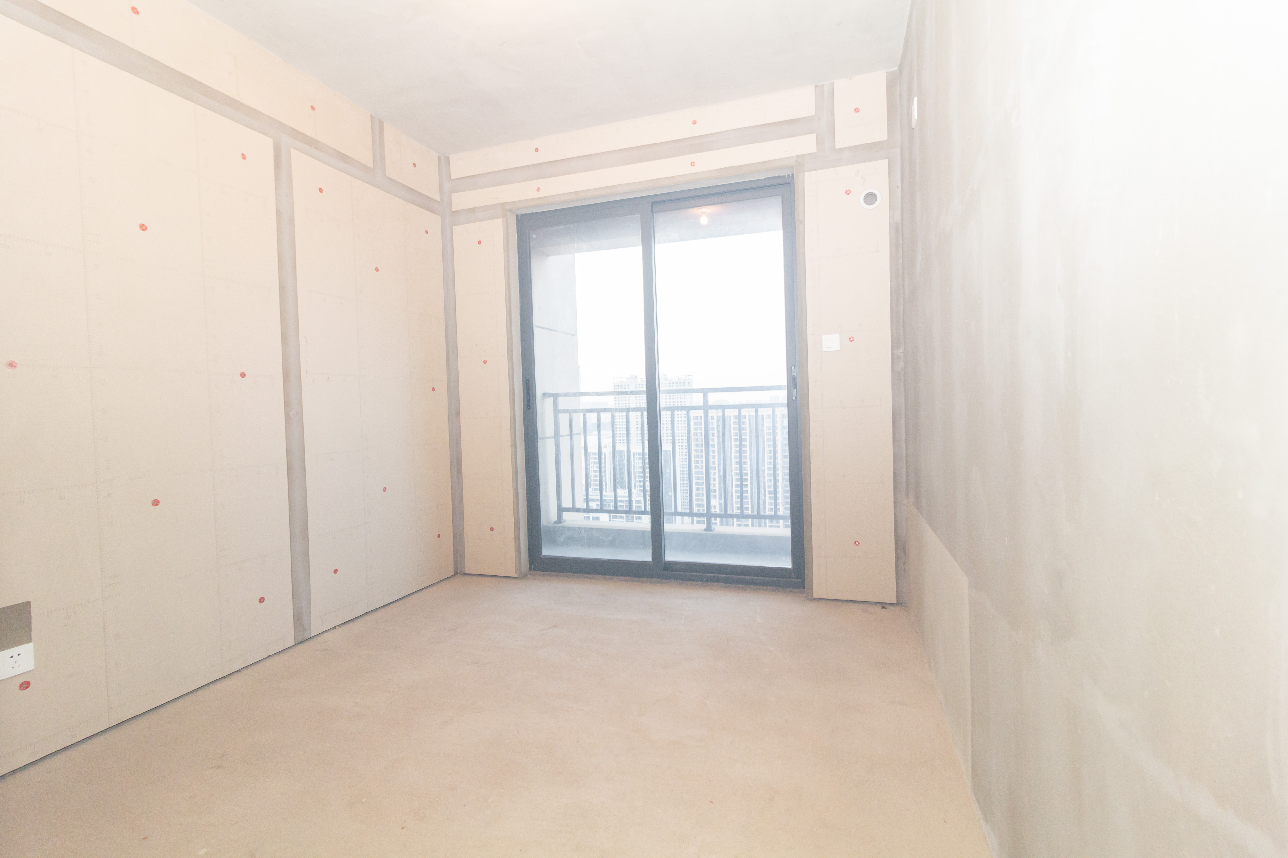 日盛湖湘花苑 1室2厅2卫 90.0万 日盛湖湘花苑 1室2厅2卫 90.0万卧室