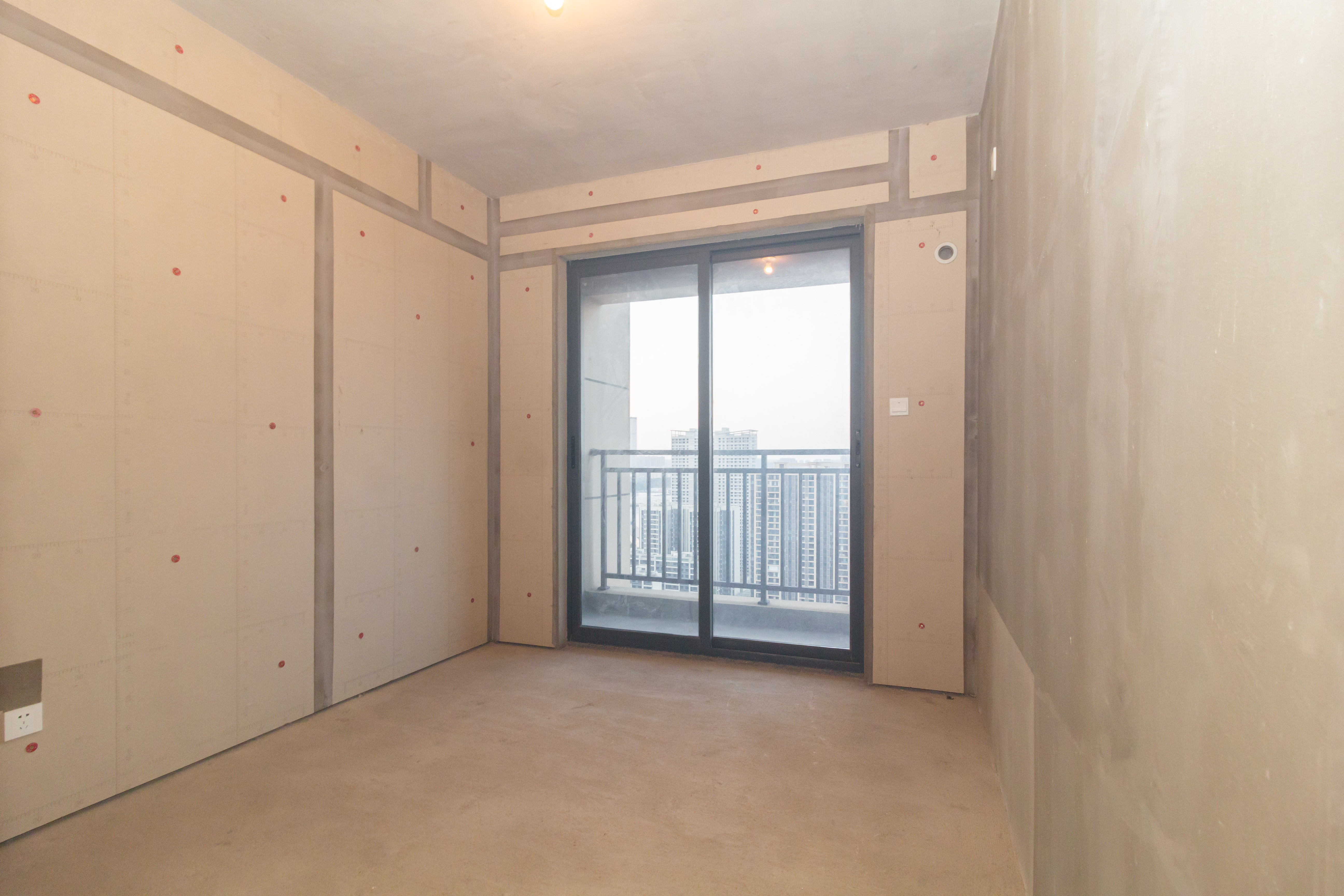 日盛湖湘花苑 1室2厅2卫 90.0万 日盛湖湘花苑 1室2厅2卫 90.0万卧室