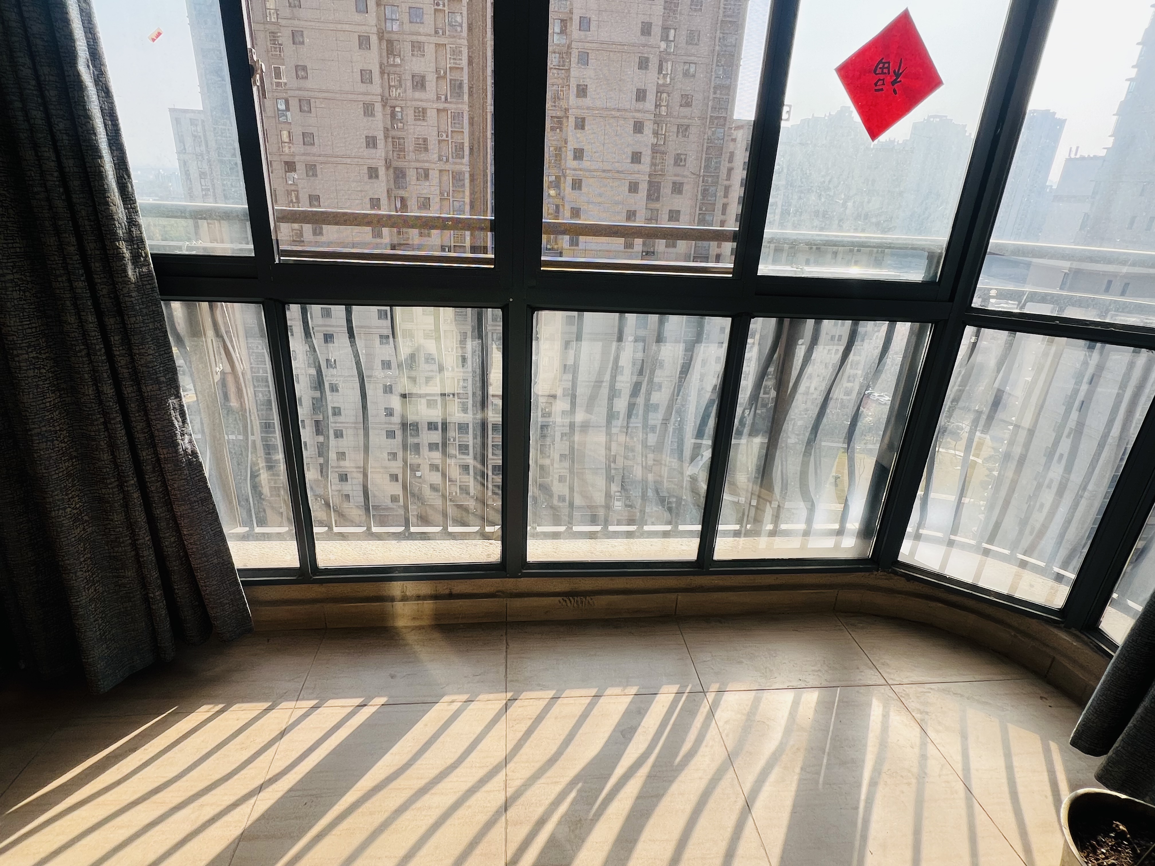 碧桂园  3室2厅2卫   2000.00元/月室内图