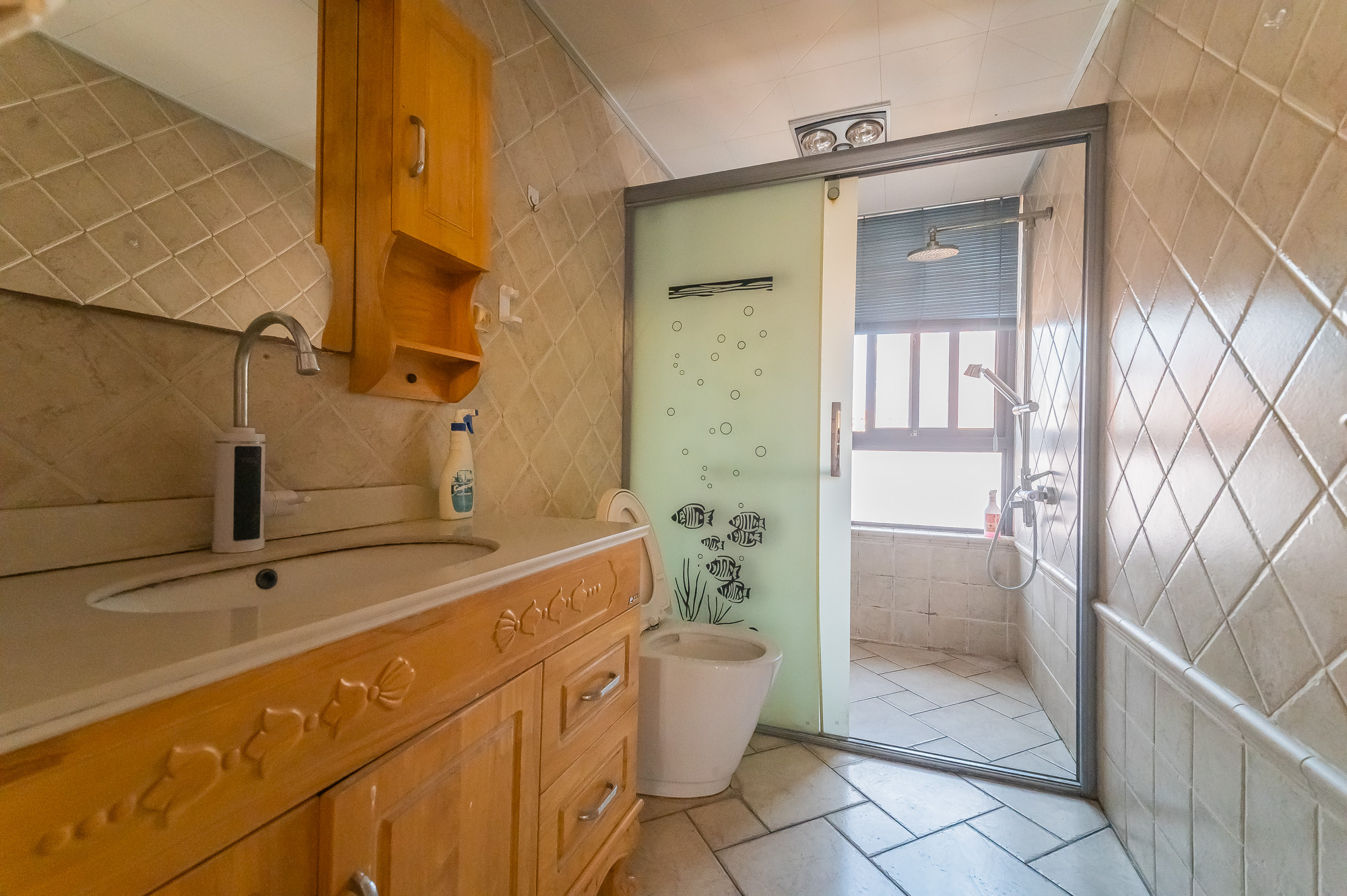 华润凤凰城二期 4室2厅2卫 112.8万 华润凤凰城二期 4室2厅2卫 112.8万卫生间