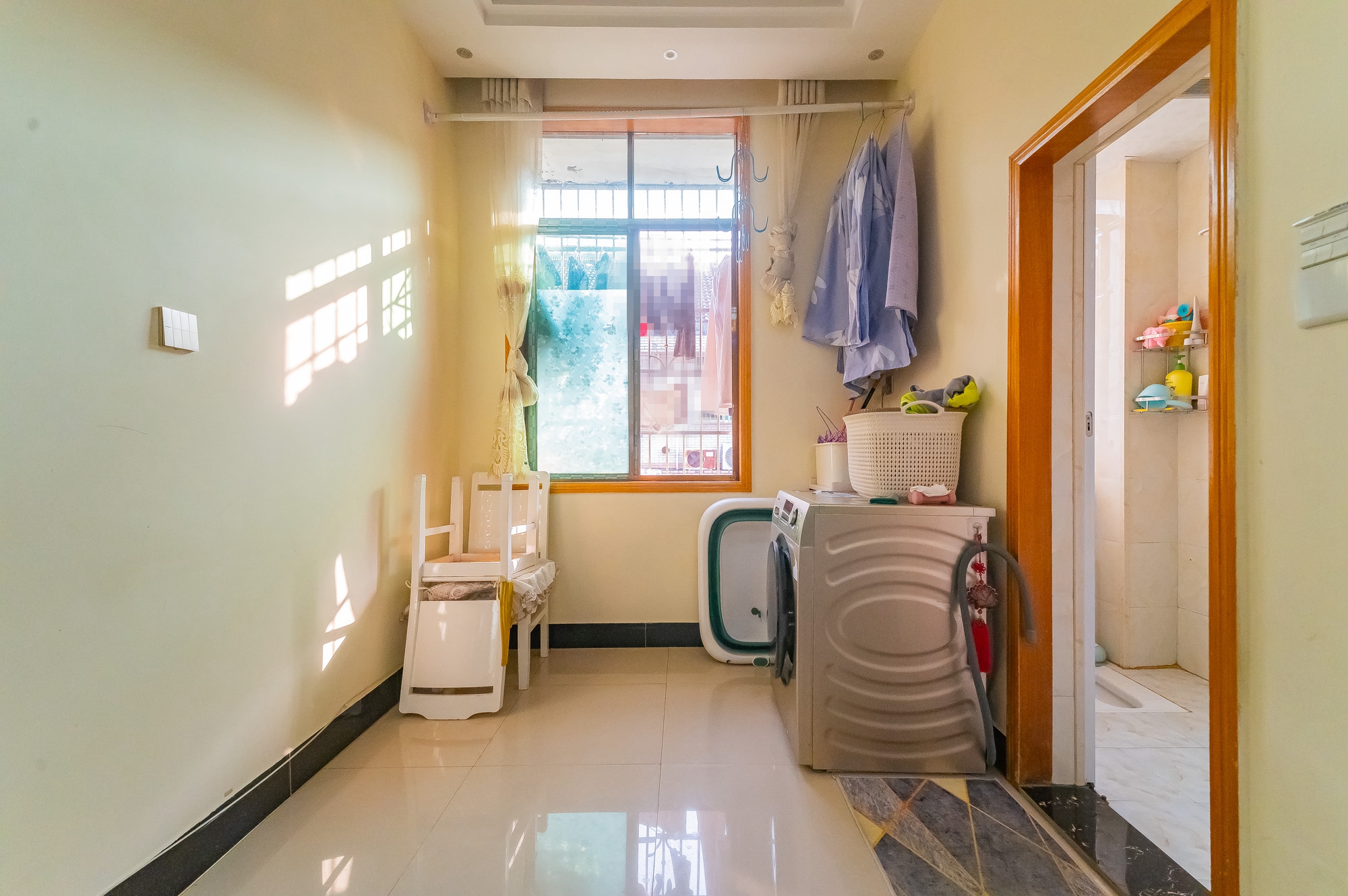 城东安置区(星城社区) 2室2厅1卫 38.5万 城东安置区(星城社区) 2室2厅1卫 38.5万客厅