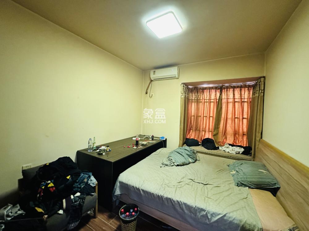 鑫海华庭  2室1厅1卫    125.0万 鑫海华庭  2室1厅1卫    125.0万室内图