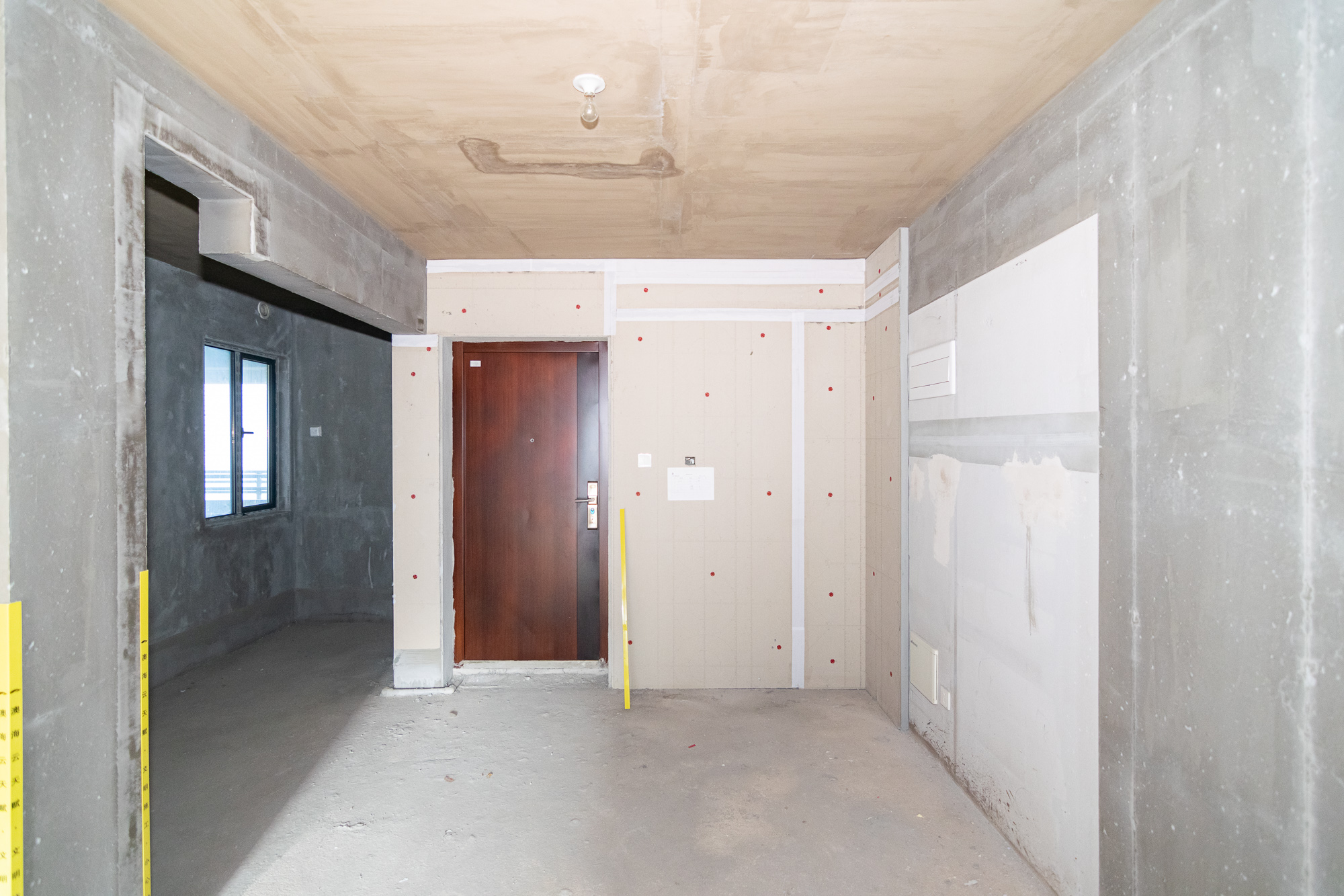 澳海云天赋  3室2厅2卫    75.0万 澳海云天赋  3室2厅2卫    75.0万客厅