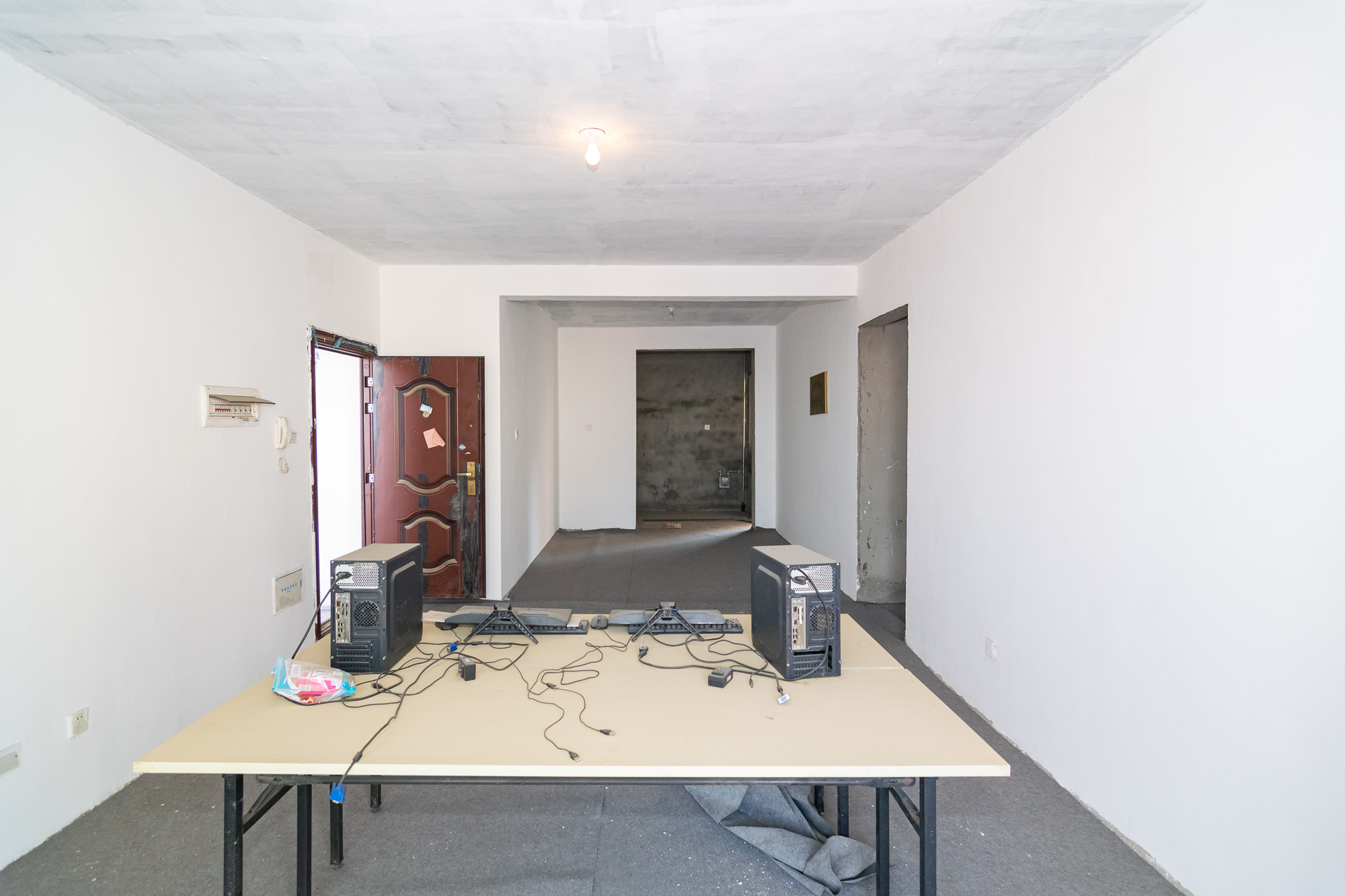 兴邦花城 4室2厅2卫 65.8万 兴邦花城 4室2厅2卫 65.8万客厅