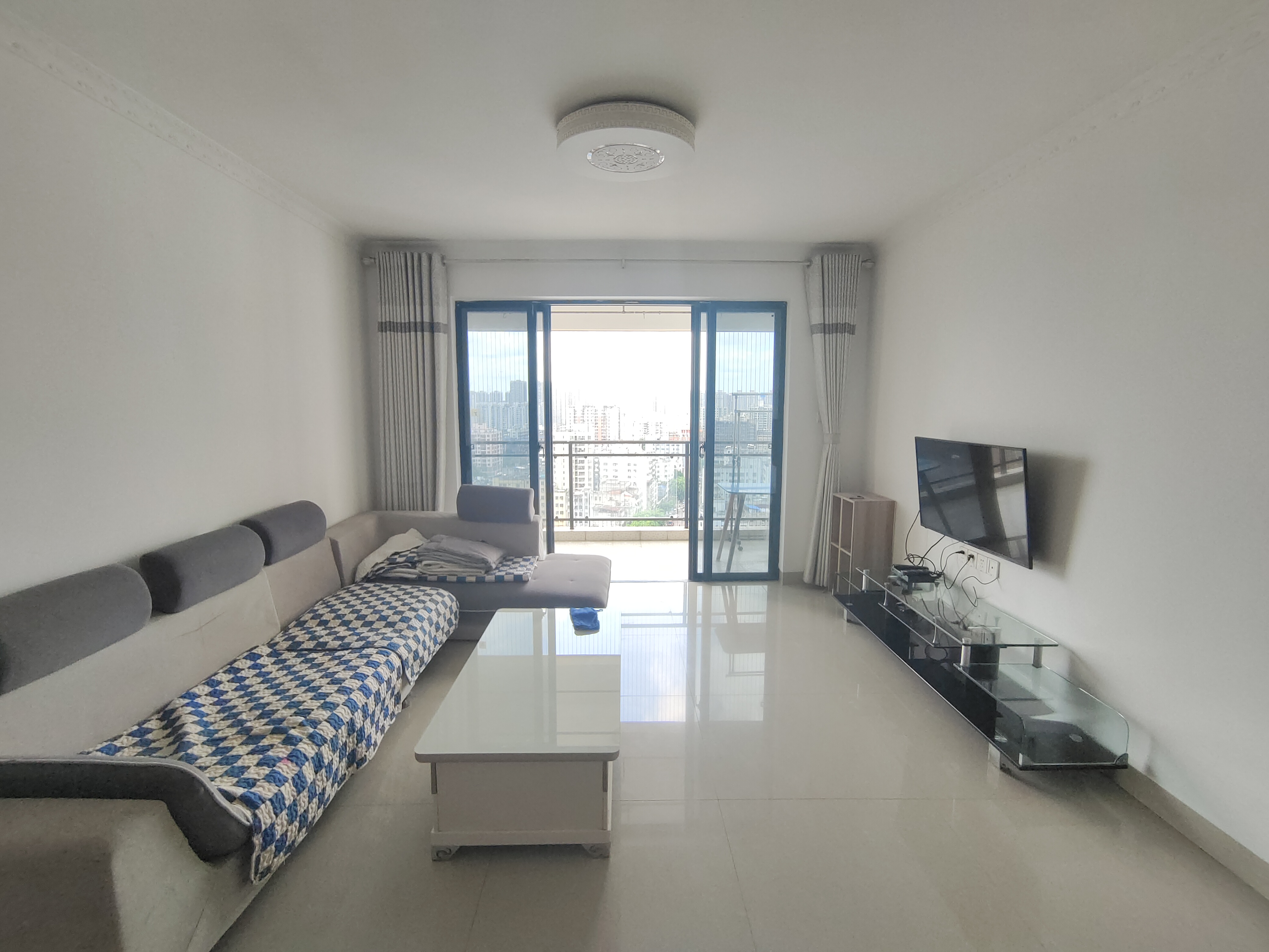 滨河华庭 2室1厅1卫 110.0万 滨河华庭 2室1厅1卫 110.0万室内图