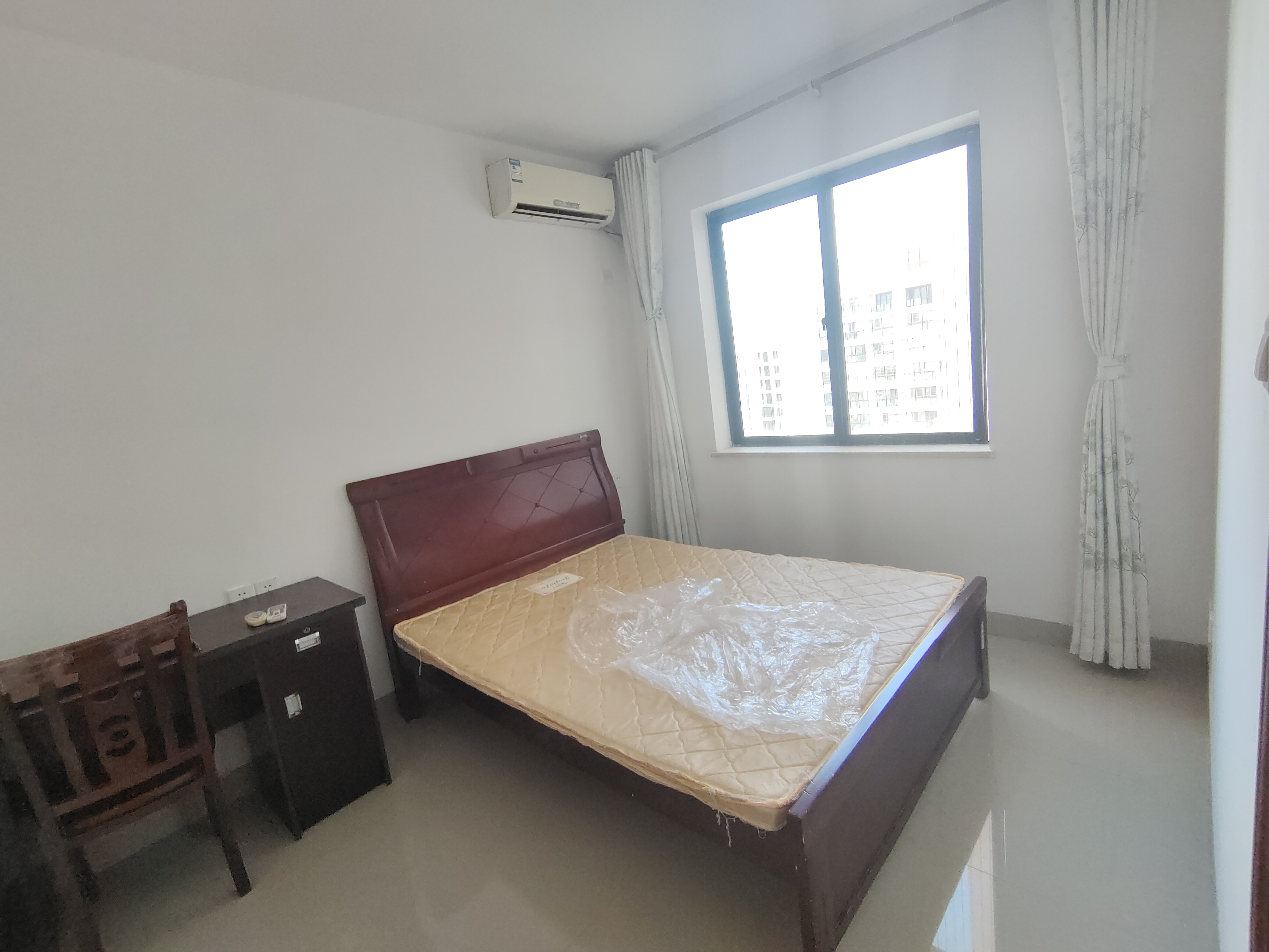 滨河华庭 2室1厅1卫 110.0万 滨河华庭 2室1厅1卫 110.0万室内图