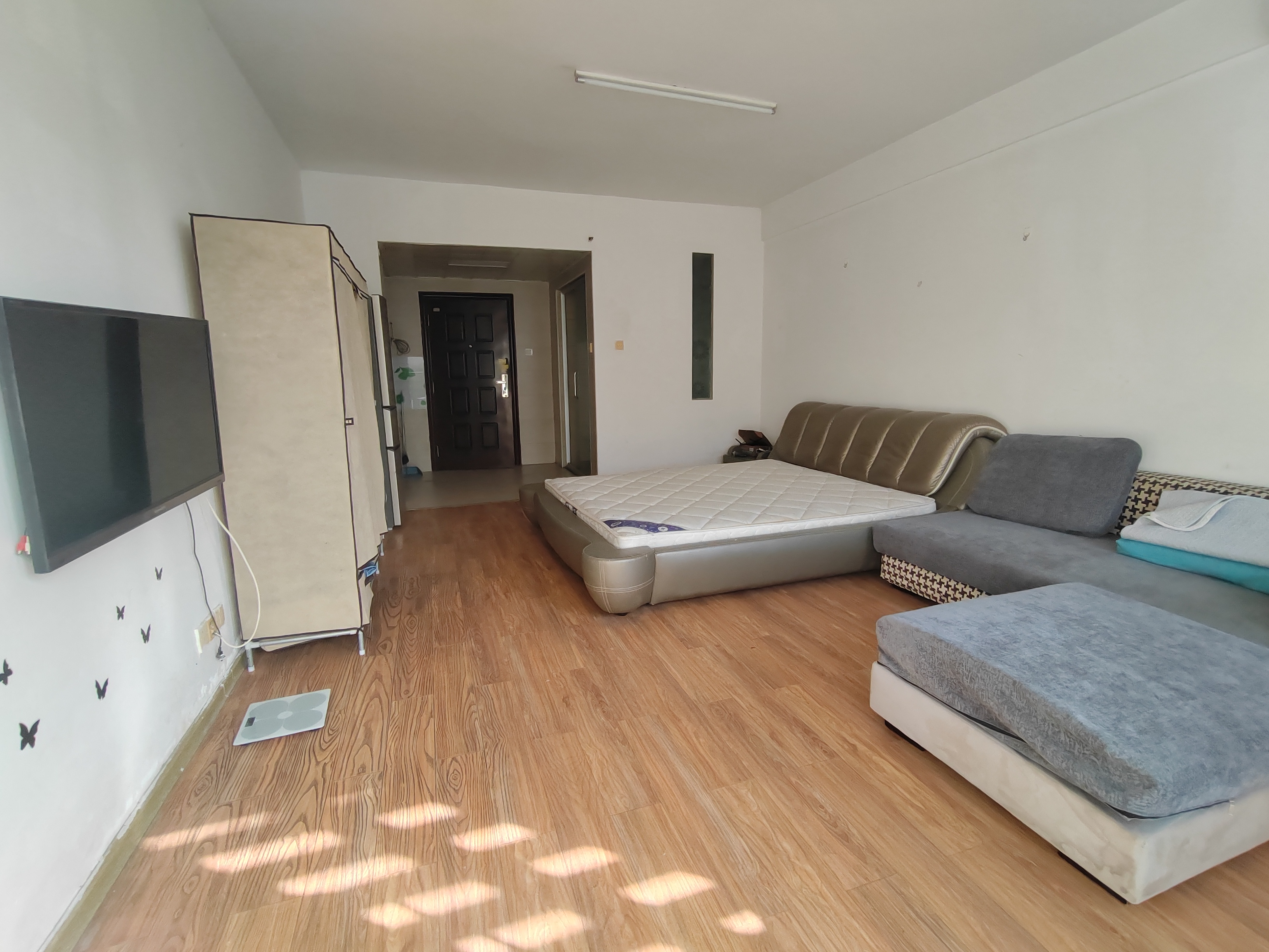 生活艺术城 1室1厅1卫 1200.0元/月 生活艺术城 1室1厅1卫 1200.0元/月室内图