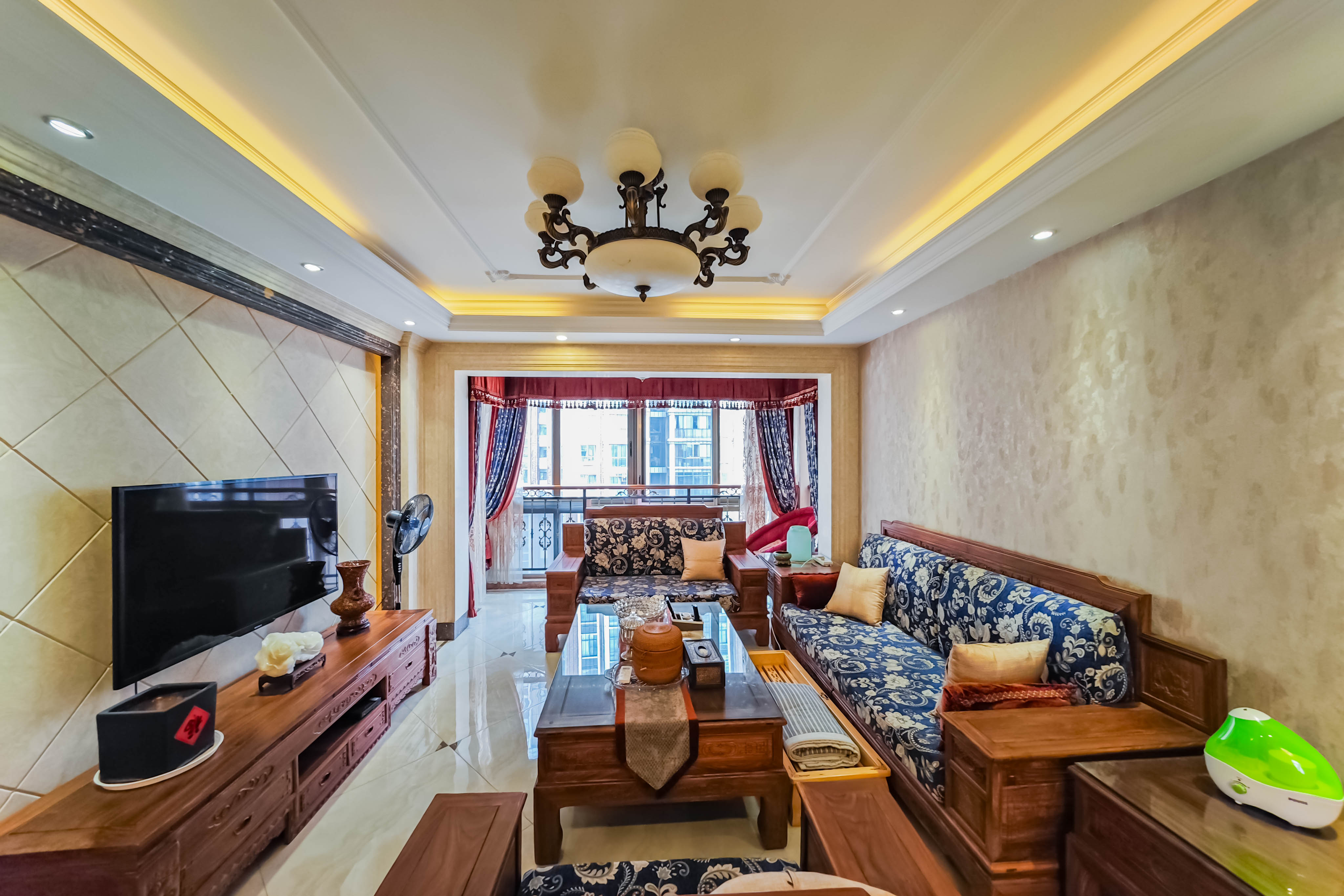 海拔东方  3室2厅2卫    149.0万 海拔东方  3室2厅2卫    149.0万