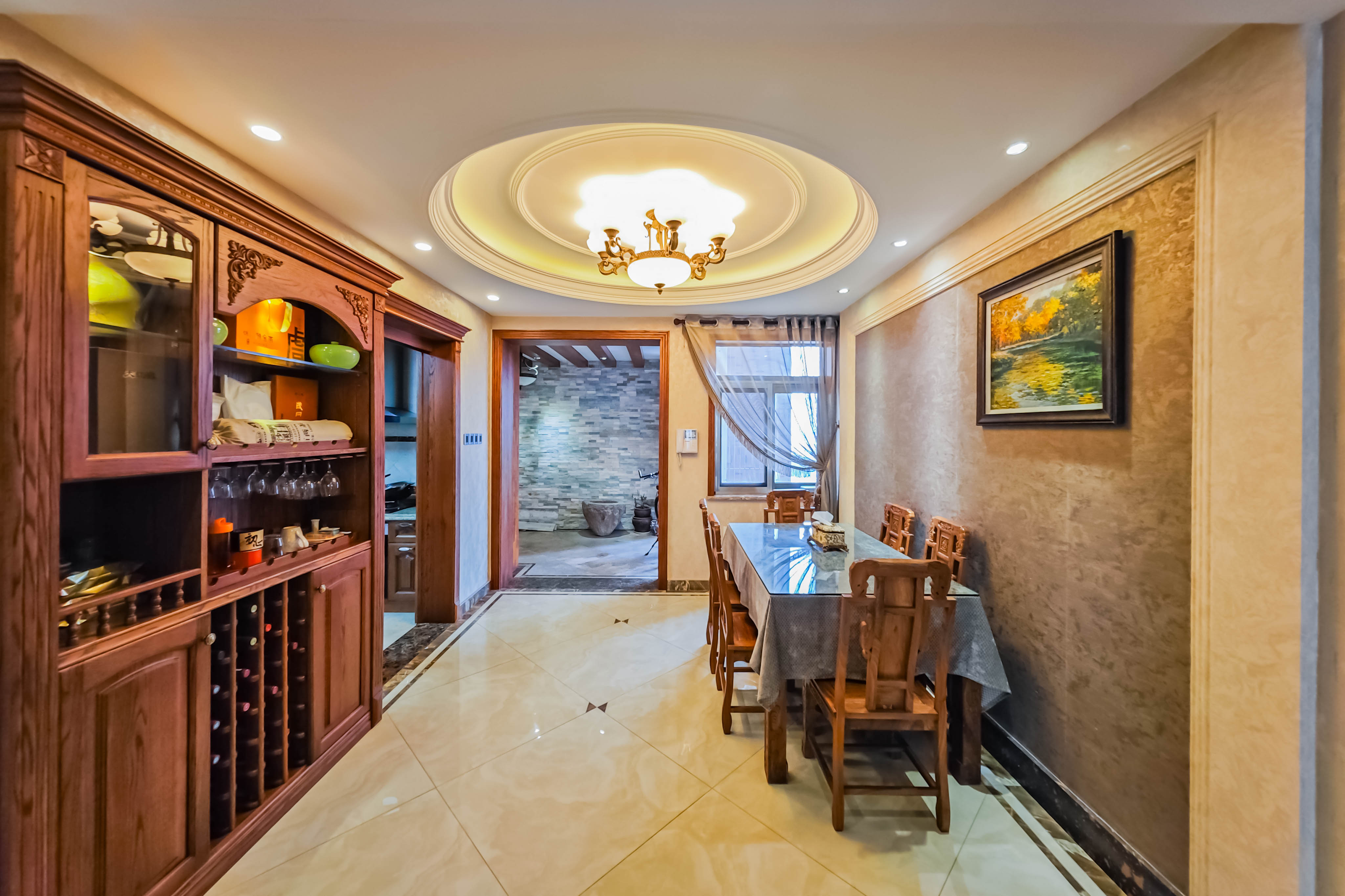 海拔东方  3室2厅2卫    149.0万 海拔东方  3室2厅2卫    149.0万客厅