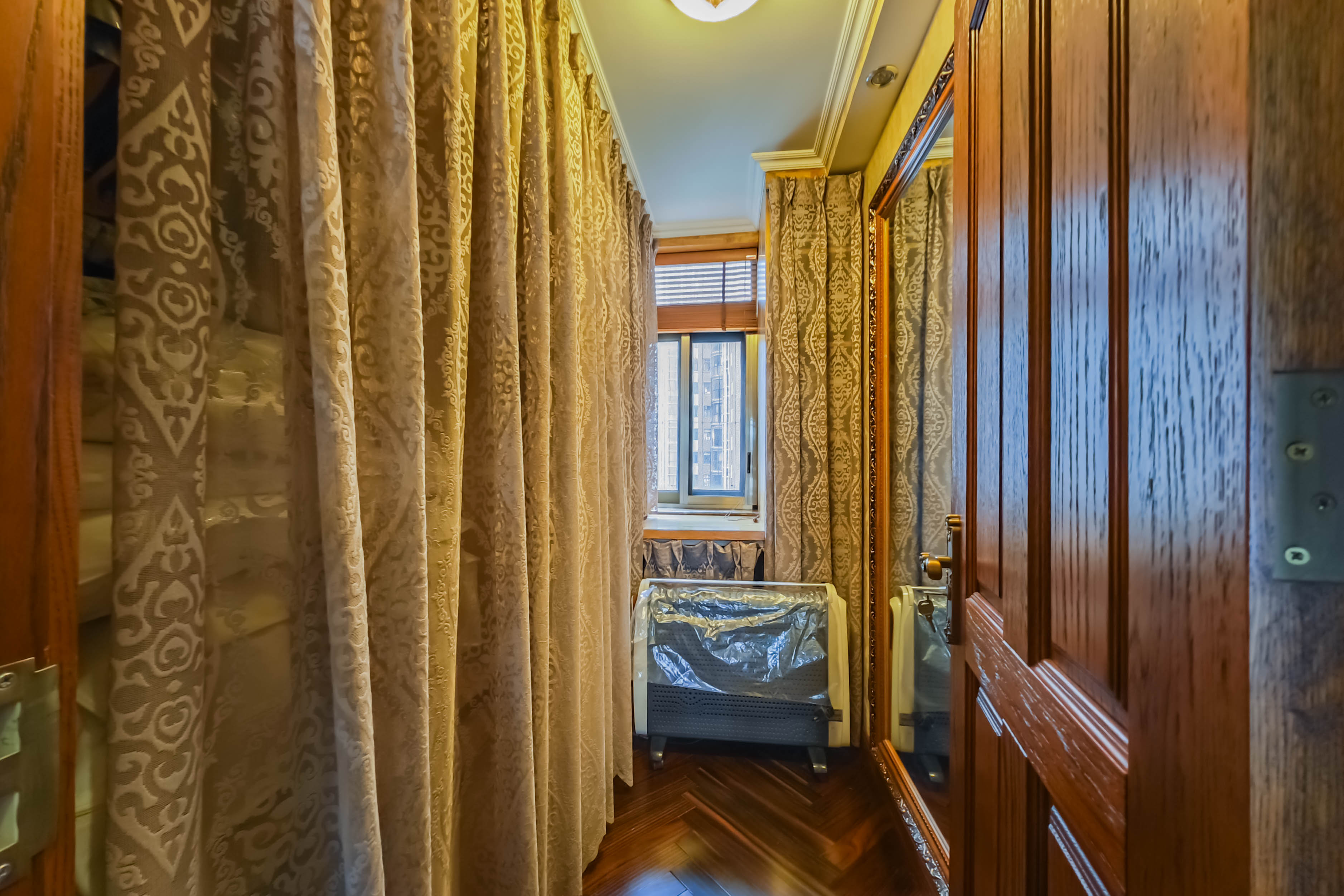 海拔东方  3室2厅2卫    149.0万 海拔东方  3室2厅2卫    149.0万卧室