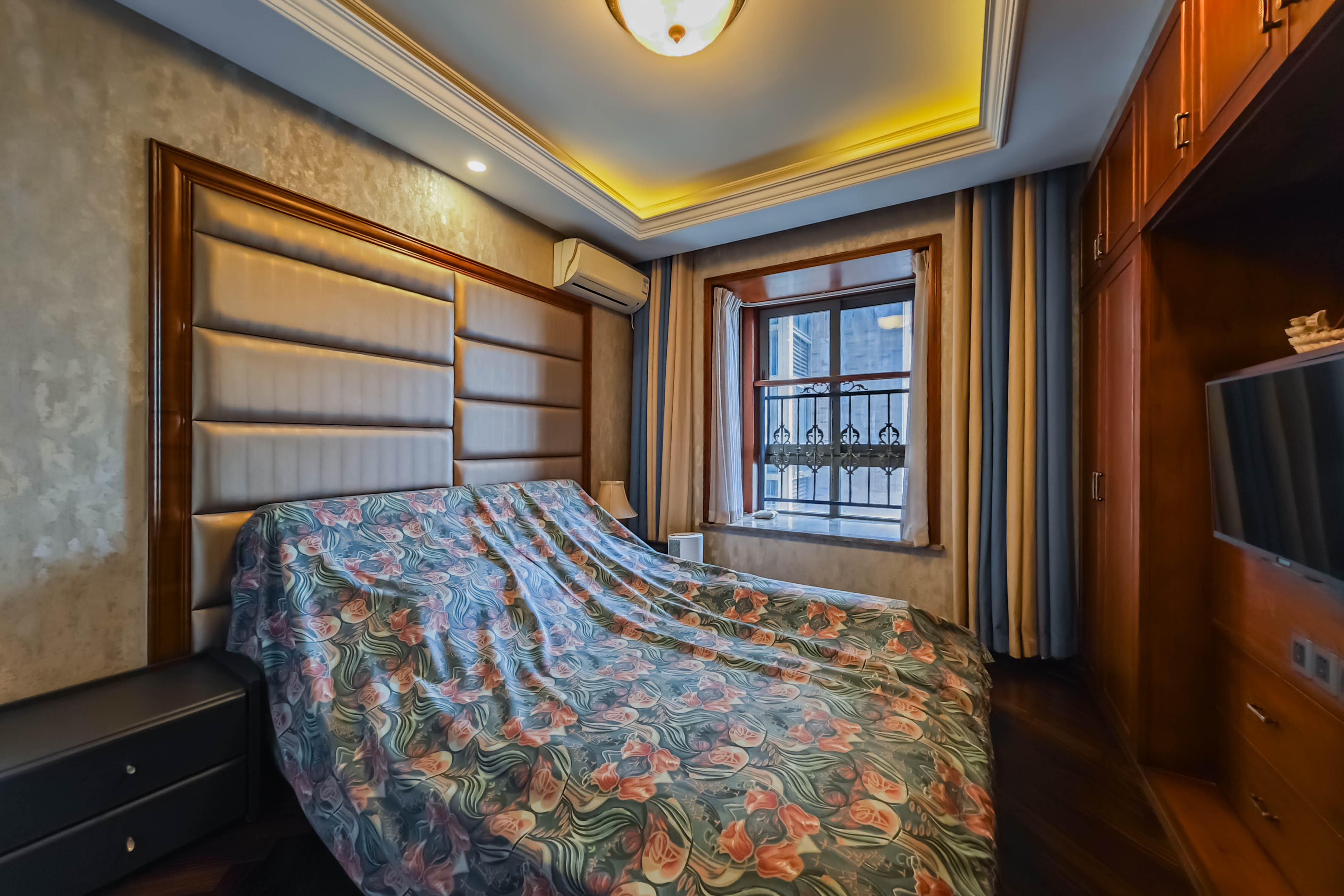 海拔东方  3室2厅2卫    149.0万 海拔东方  3室2厅2卫    149.0万卧室