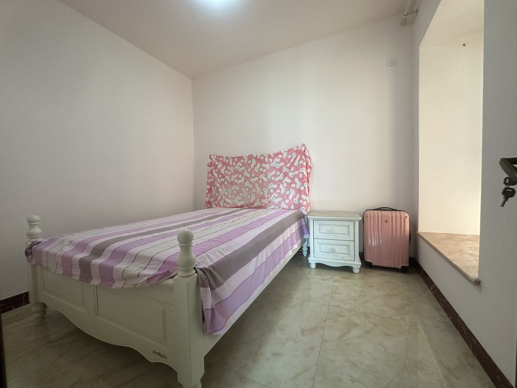 金城万花坊  1室0厅0卫    160.0万 金城万花坊  1室0厅0卫    160.0万室内图