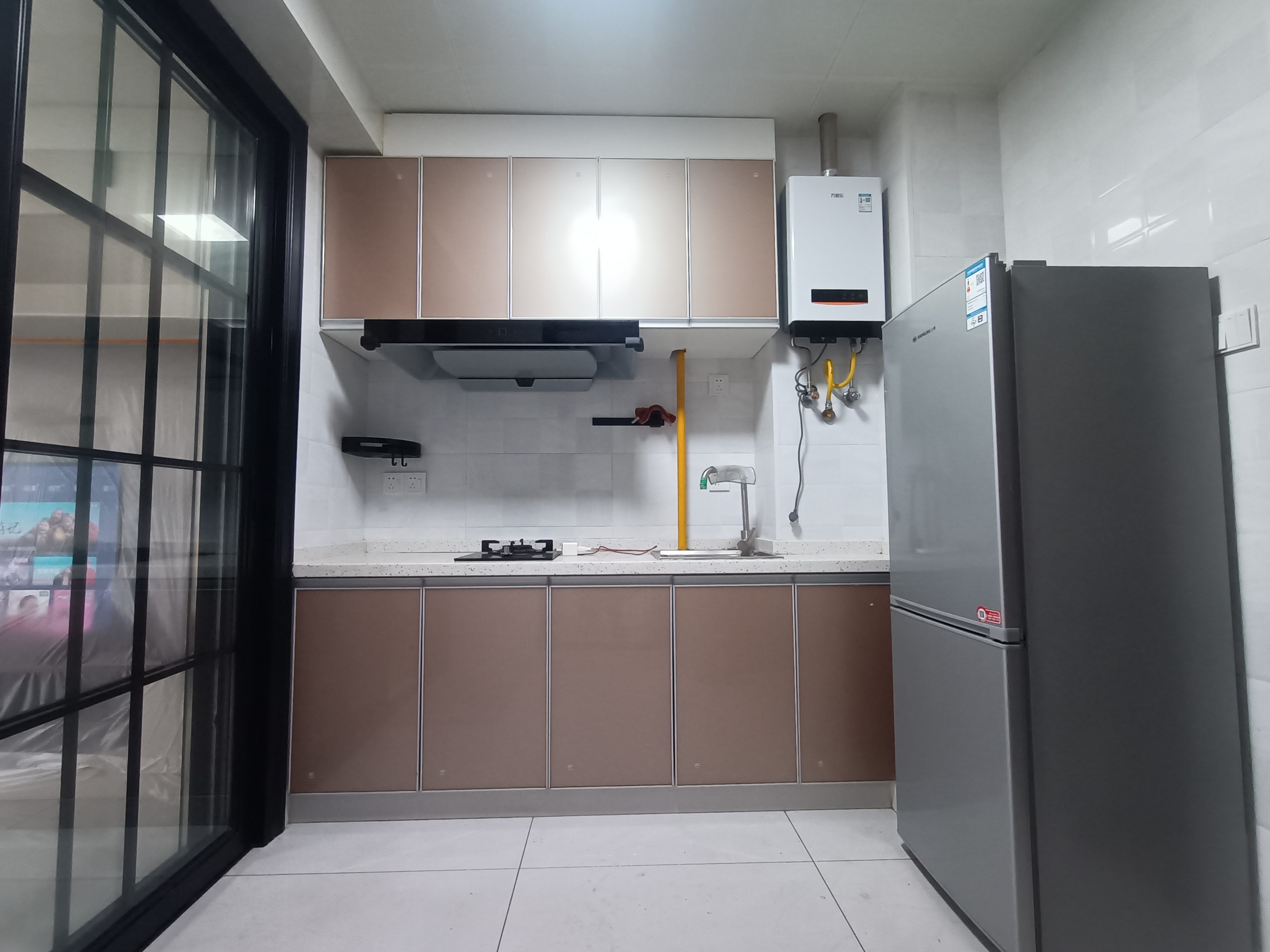 桃花缘 1室1厅1卫 1000.0元/月 桃花缘 1室1厅1卫 1000.0元/月室内图