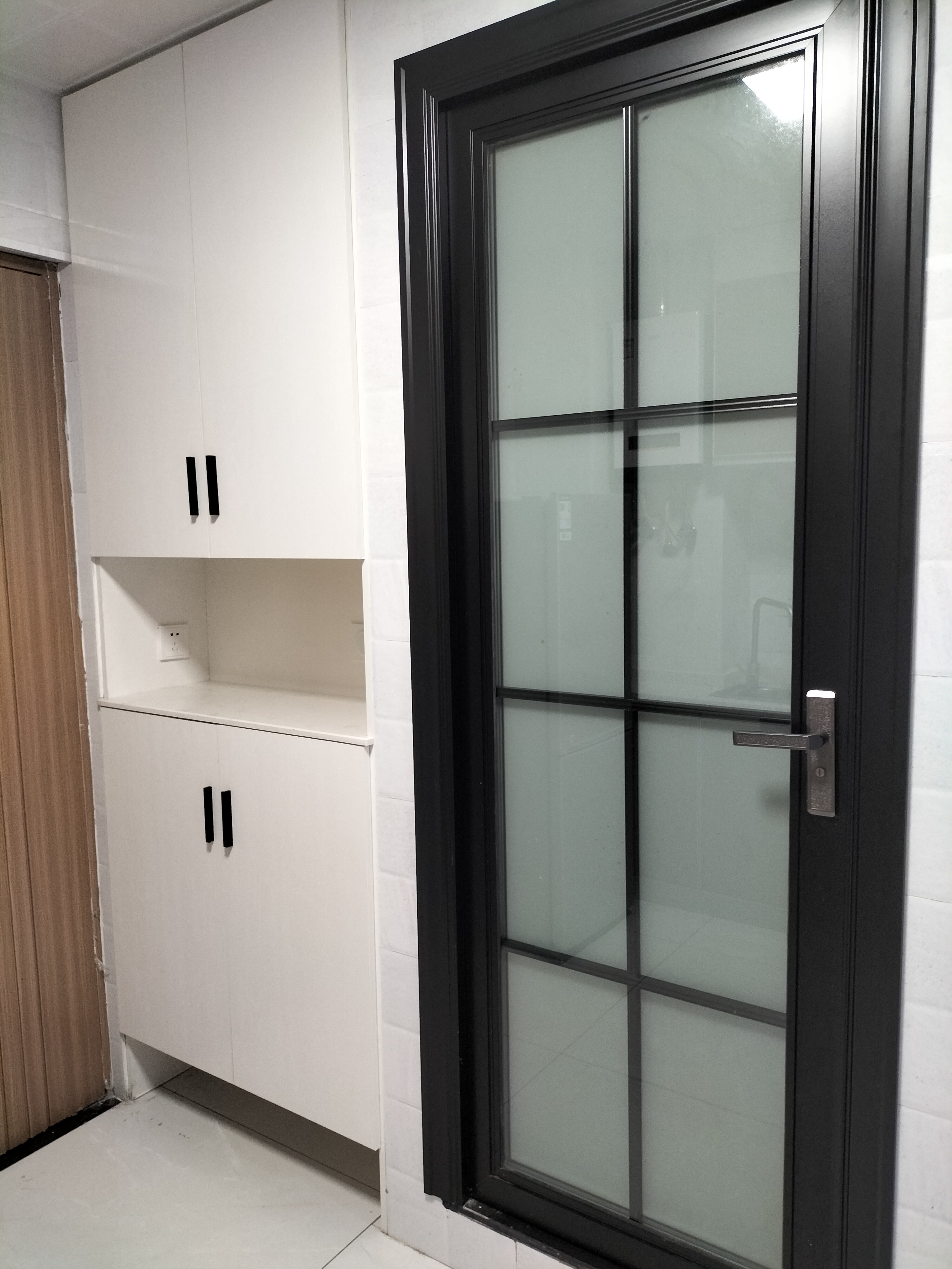 桃花缘 1室1厅1卫 1000.0元/月 桃花缘 1室1厅1卫 1000.0元/月室内图