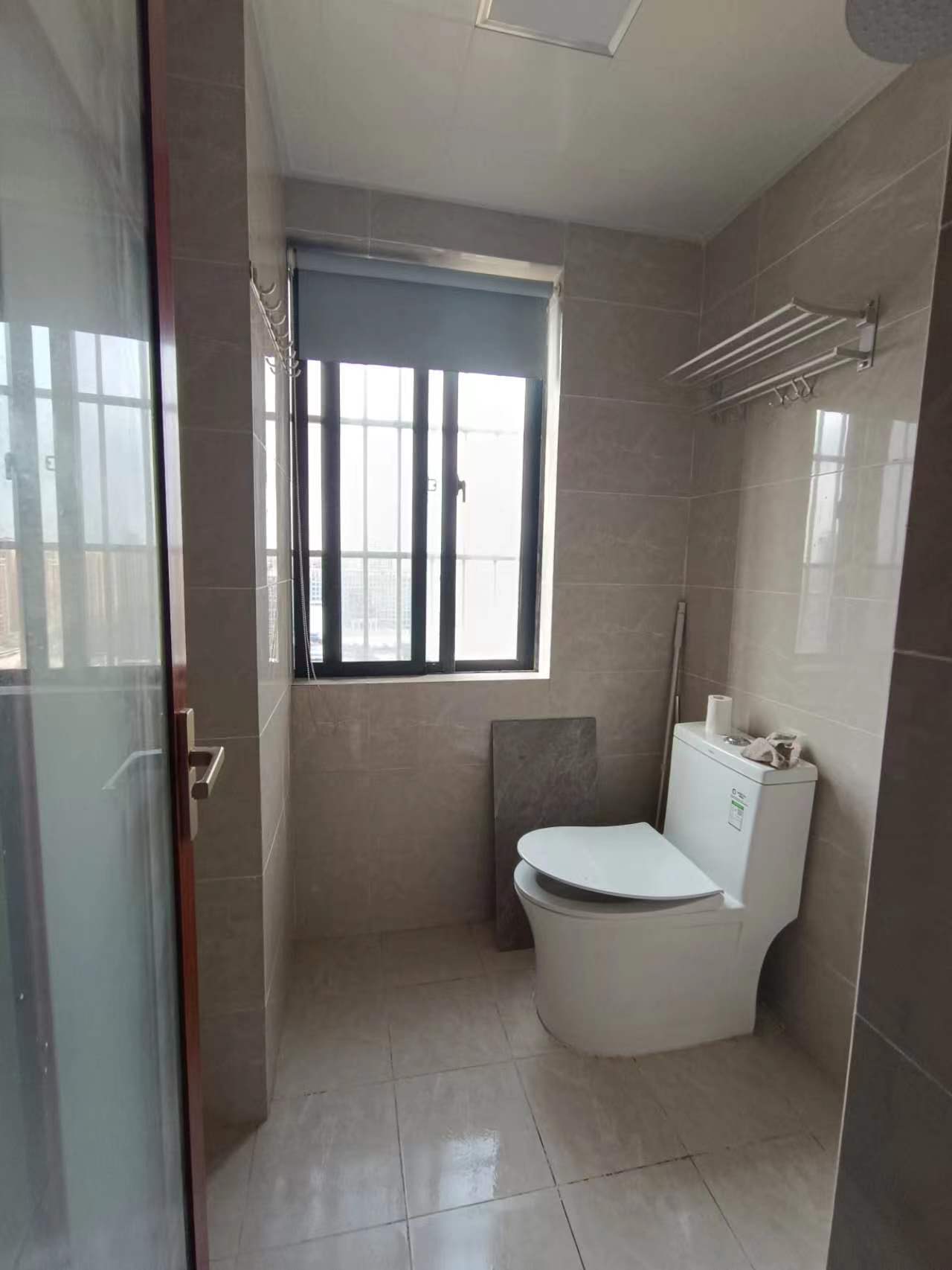 鑫鼎花园(琼山区检查院单位房) 3室2厅1卫 110.0万 鑫鼎花园(琼山区检查院单位房) 3室2厅1卫 110.0万室内图