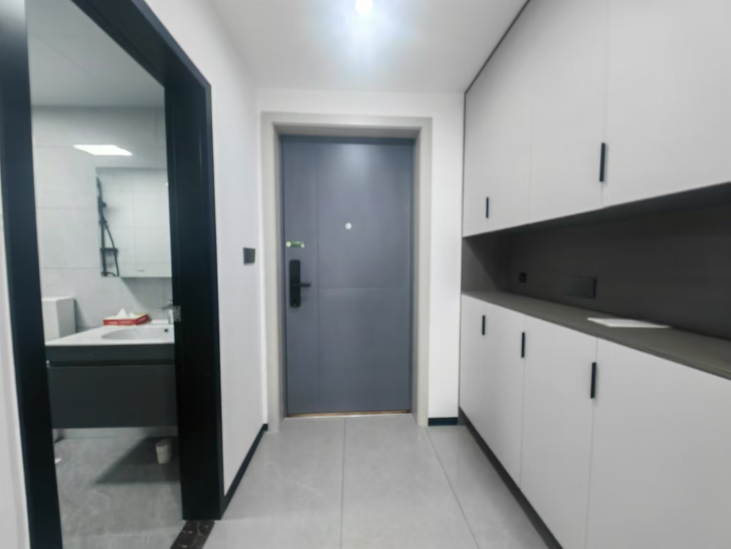 宝基广场 2室1厅1卫 1700.00元/月 宝基广场 2室1厅1卫 1700.00元/月室内图